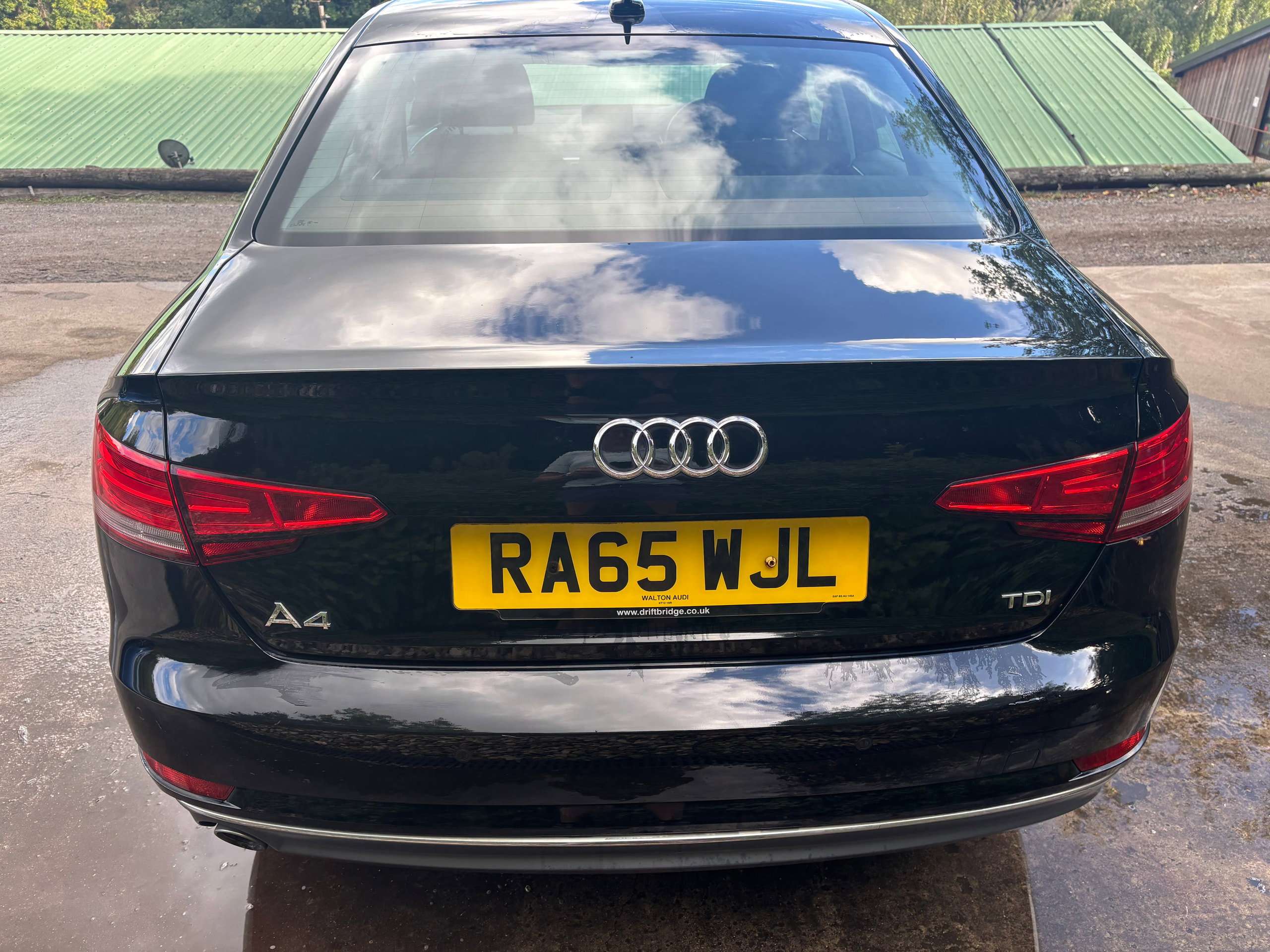 2016 AUDI A4 2016 AUDI A4