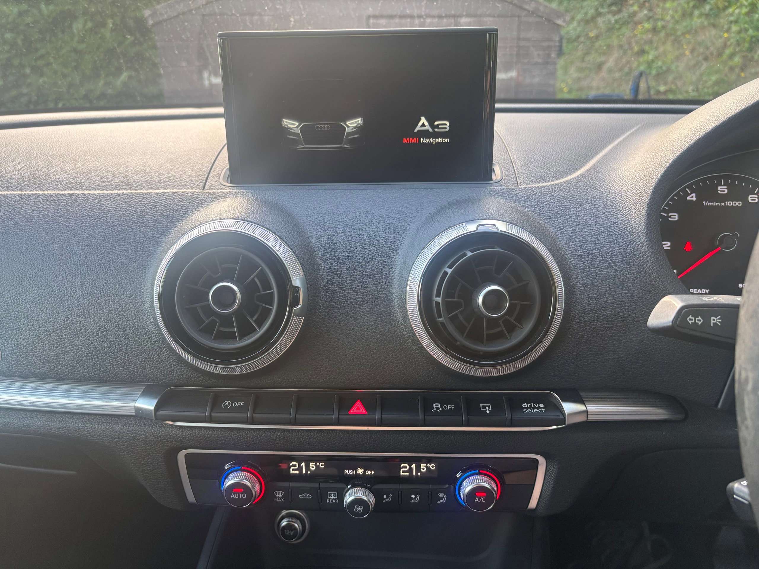 2016 AUDI A3 2016 AUDI A3