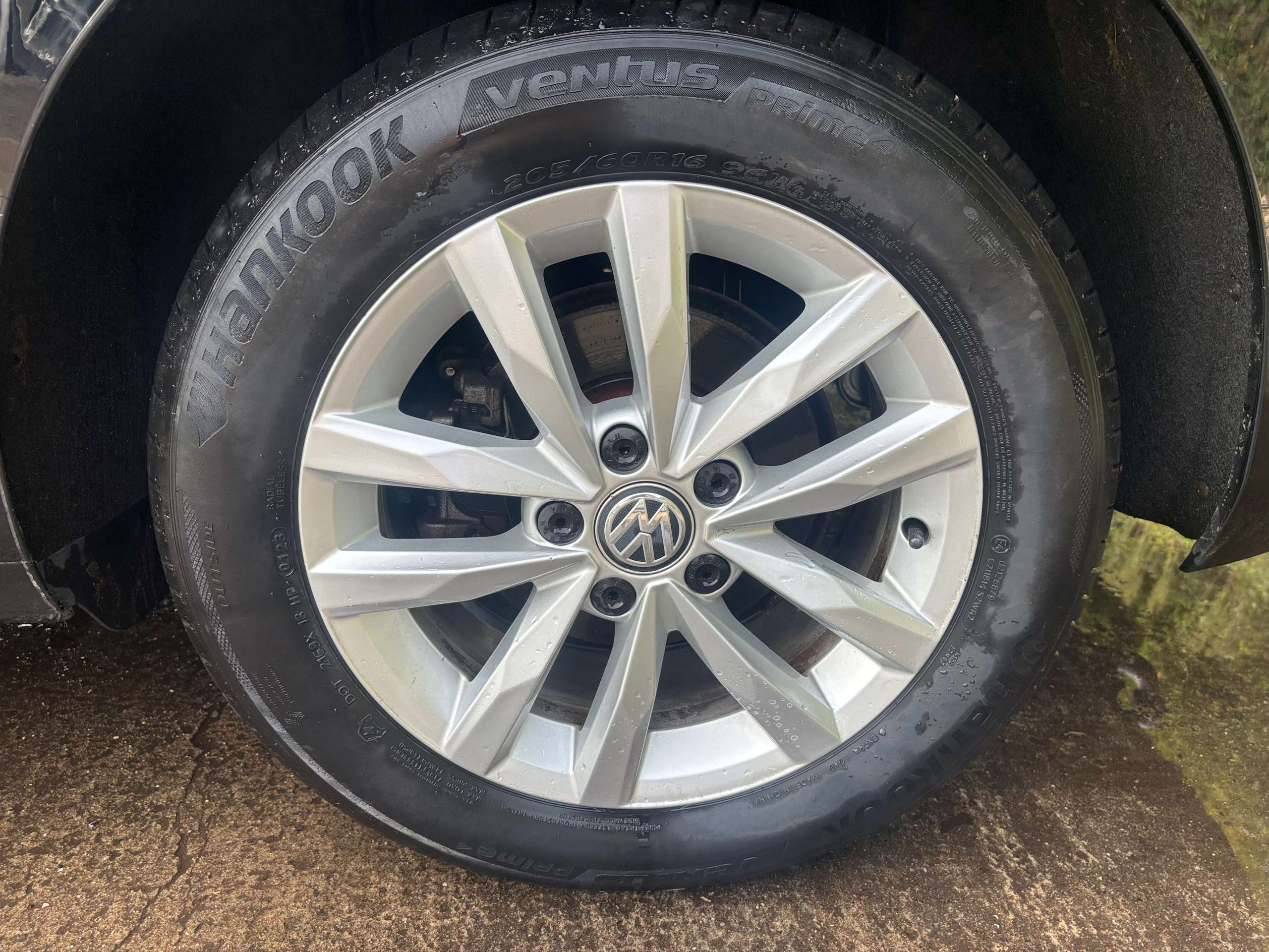 2016 VOLKSWAGEN TOURAN 2016 VOLKSWAGEN TOURAN