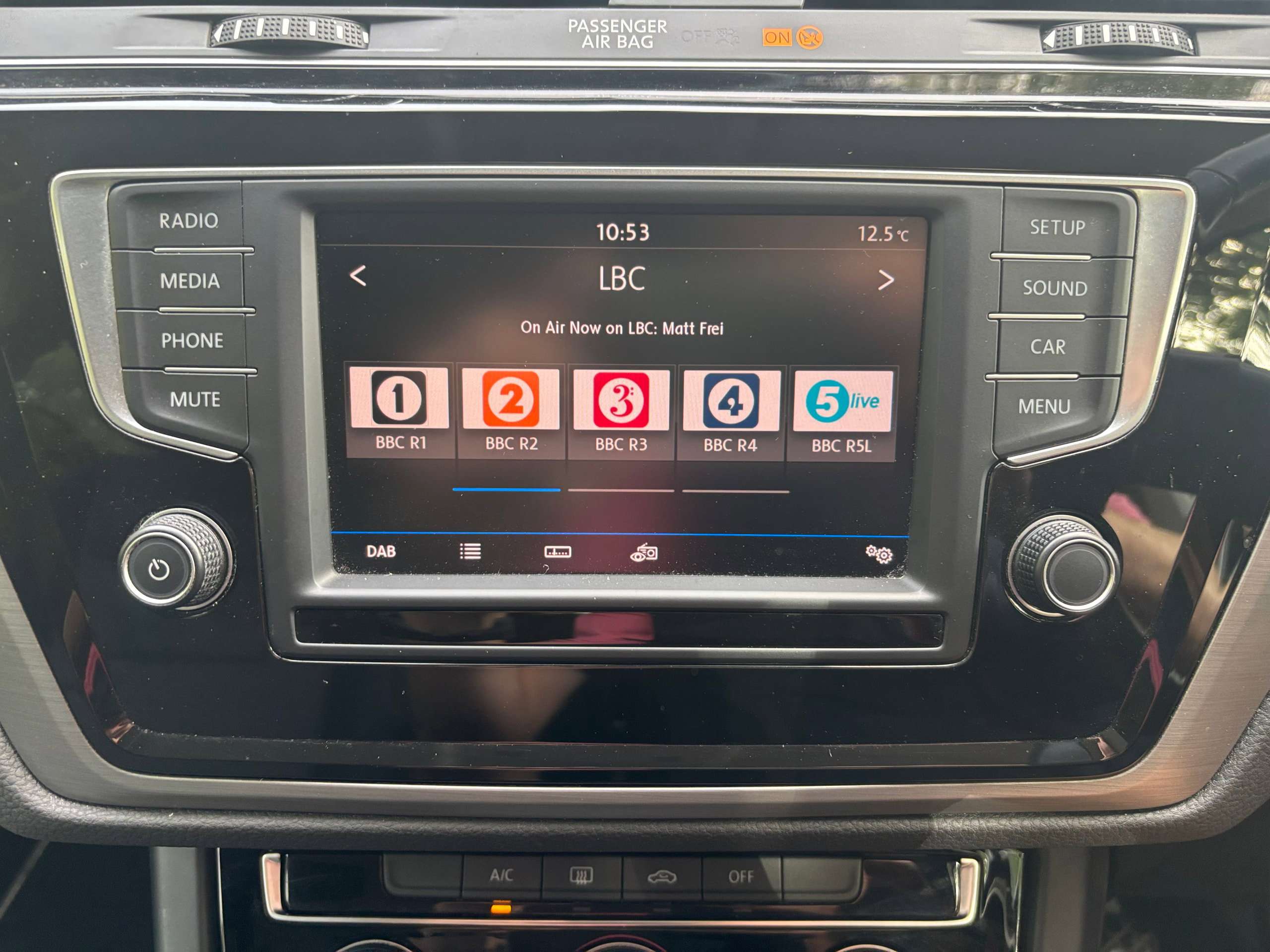 2016 VOLKSWAGEN TOURAN 2016 VOLKSWAGEN TOURAN