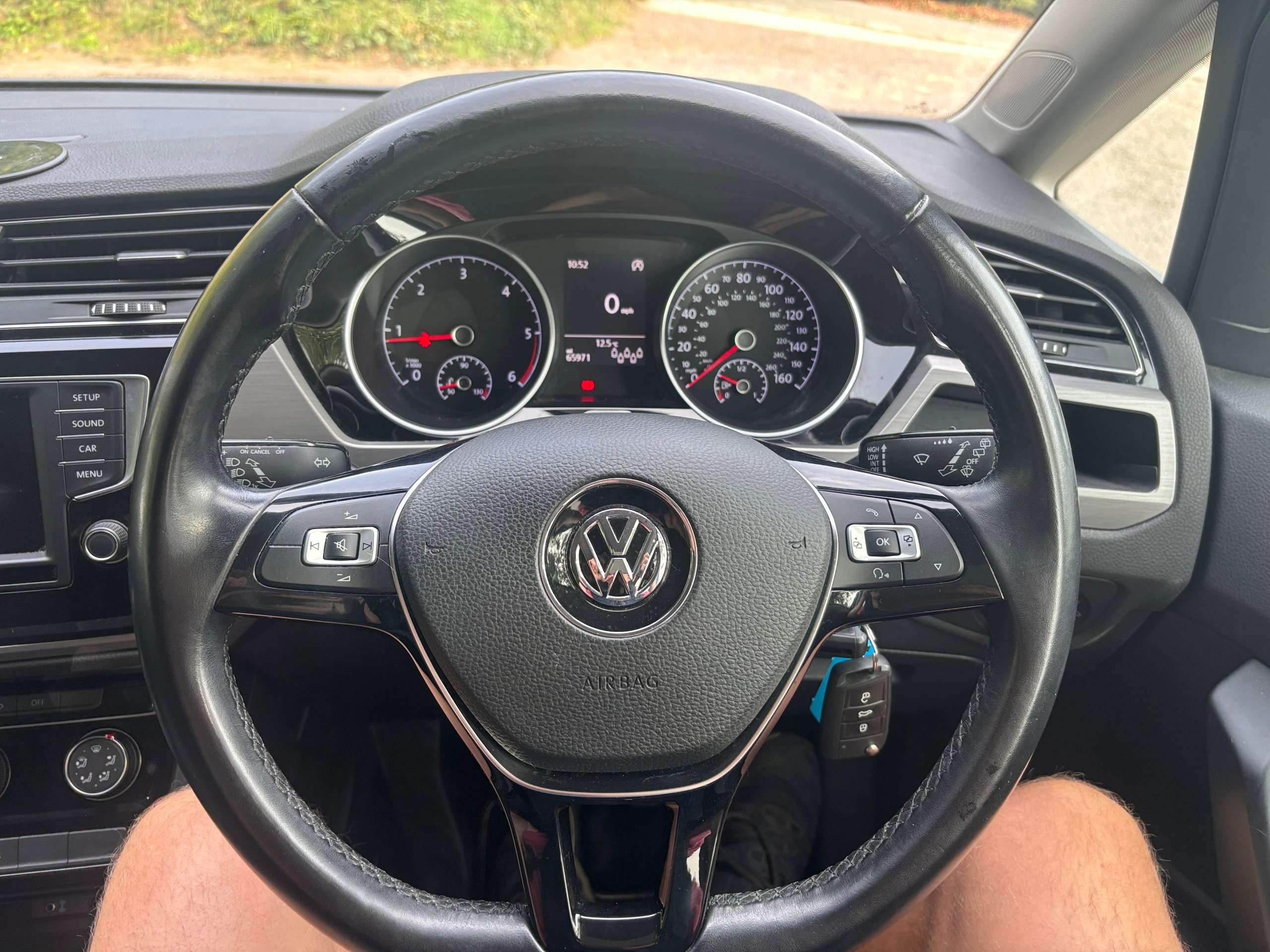 2016 VOLKSWAGEN TOURAN 2016 VOLKSWAGEN TOURAN