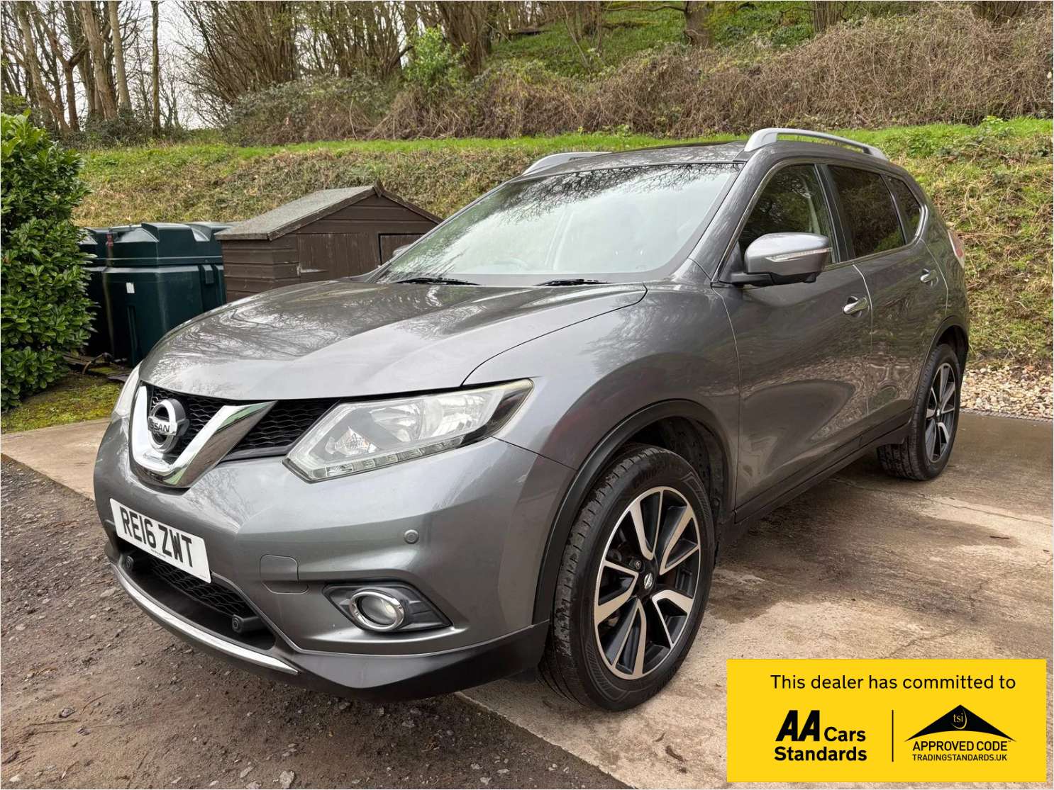 A 2016 NISSAN X-TRAIL 1.6 DIG-T n-tec SUV 5dr Petrol Manual Euro 6 (s/s) (163 ps) A 2016 NISSAN X-TRAIL 1.6 DIG-T n-tec SUV 5dr Petrol Manual Euro 6 (s/s) (163 ps)