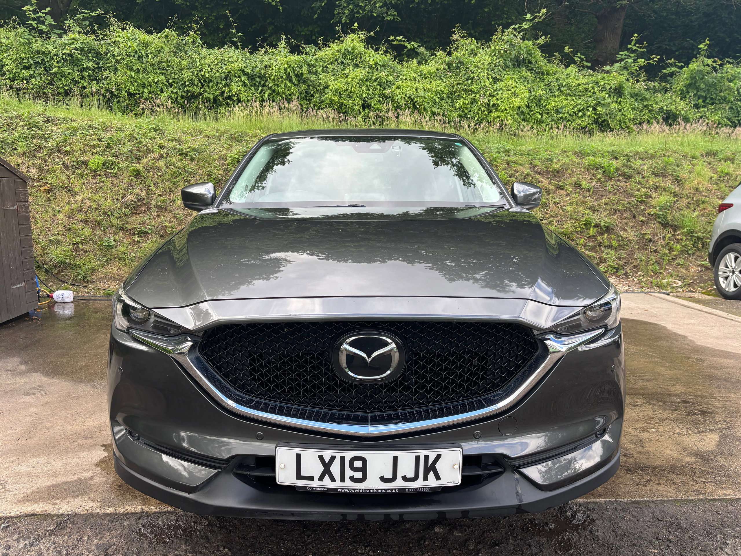 A 2019 MAZDA CX-5 2.0 SKYACTIV-G SE-L Nav+ SUV 5dr Petrol Manual Euro 6 (s/s) (165 ps) A 2019 MAZDA CX-5 2.0 SKYACTIV-G SE-L Nav+ SUV 5dr Petrol Manual Euro 6 (s/s) (165 ps)