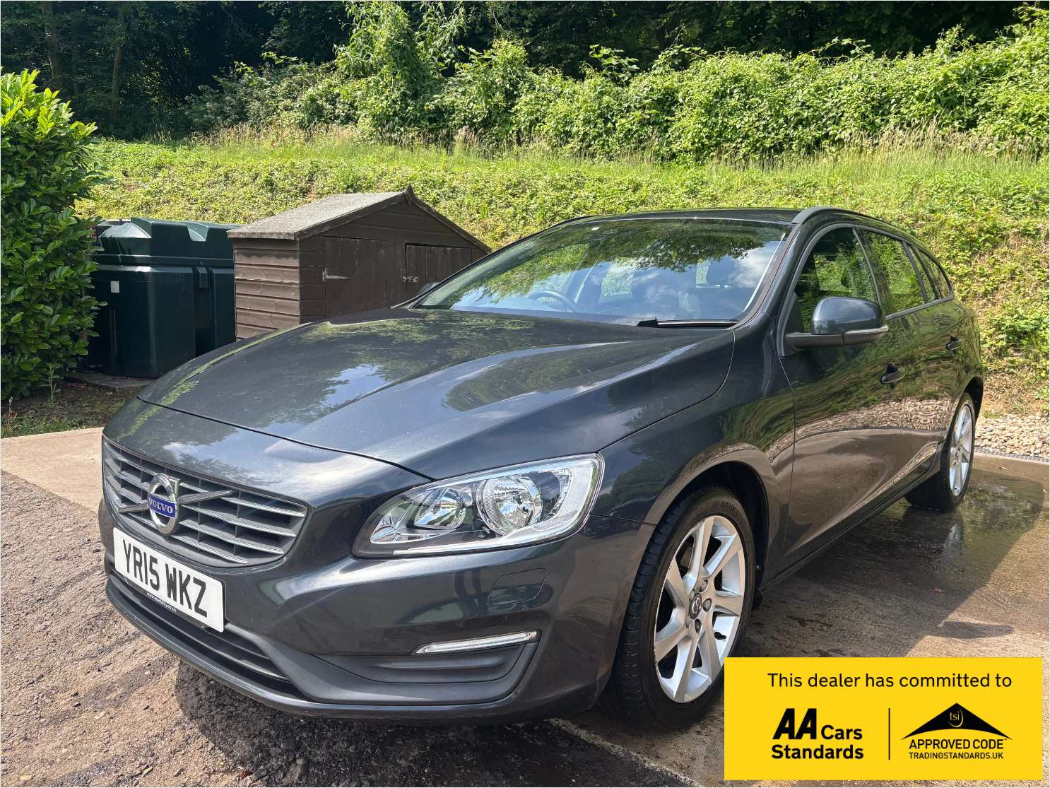 A 2015 VOLVO V60 2.0 D4 Business Edition Estate 5dr Diesel Manual Euro 6 (s/s) (181 ps) A 2015 VOLVO V60 2.0 D4 Business Edition Estate 5dr Diesel Manual Euro 6 (s/s) (181 ps)