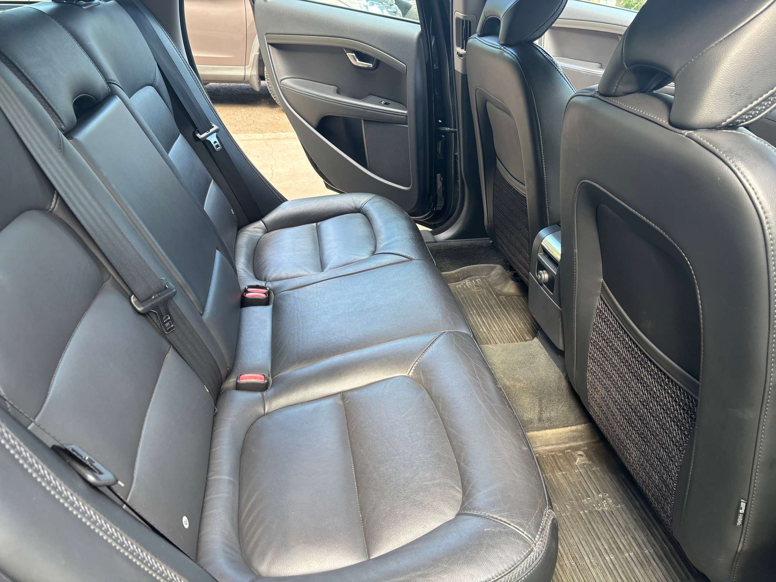 2016 VOLVO XC70 2016 VOLVO XC70