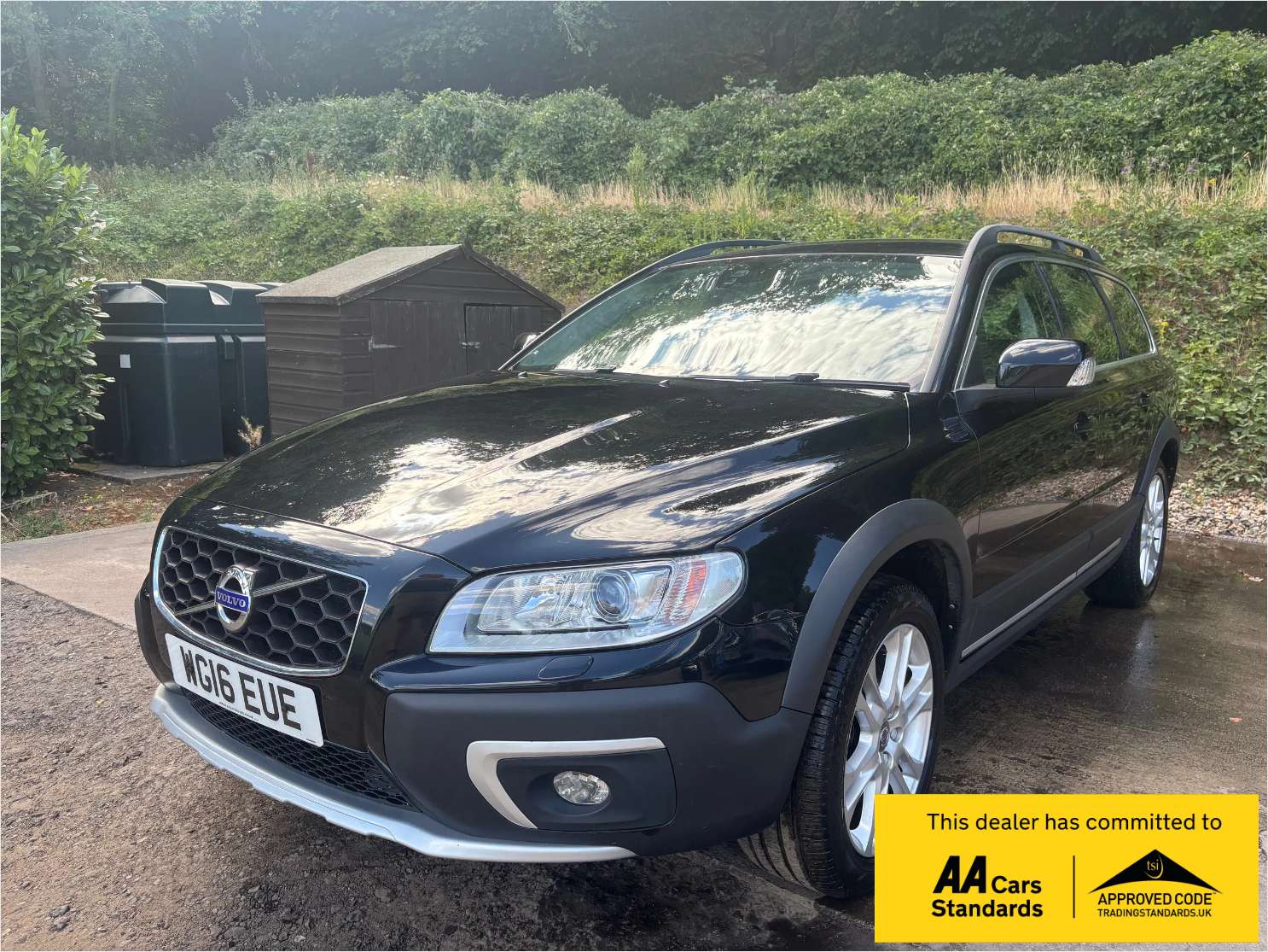 A 2016 VOLVO XC70 2.0 D4 SE Lux Estate 5dr Diesel Manual Euro 6 (s/s) (181 ps) A 2016 VOLVO XC70 2.0 D4 SE Lux Estate 5dr Diesel Manual Euro 6 (s/s) (181 ps)