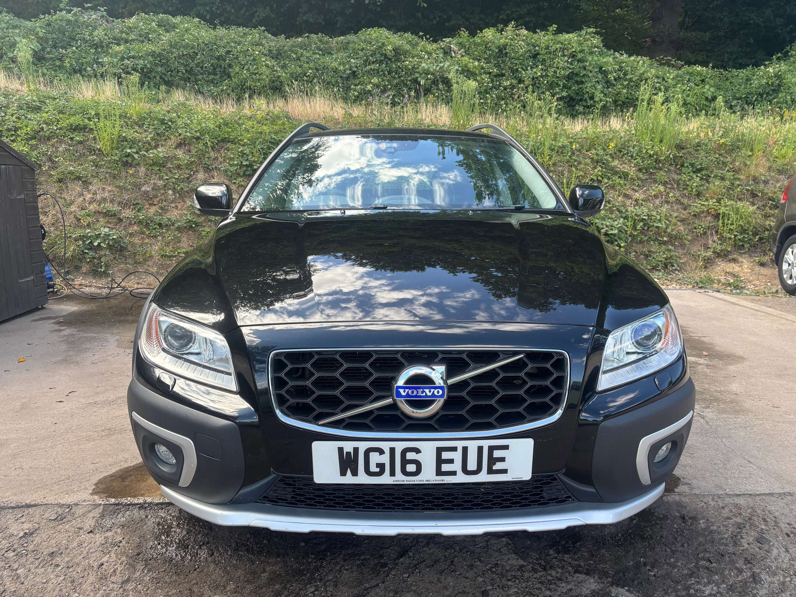 A 2016 VOLVO XC70 2.0 D4 SE Lux Estate 5dr Diesel Manual Euro 6 (s/s) (181 ps) A 2016 VOLVO XC70 2.0 D4 SE Lux Estate 5dr Diesel Manual Euro 6 (s/s) (181 ps)