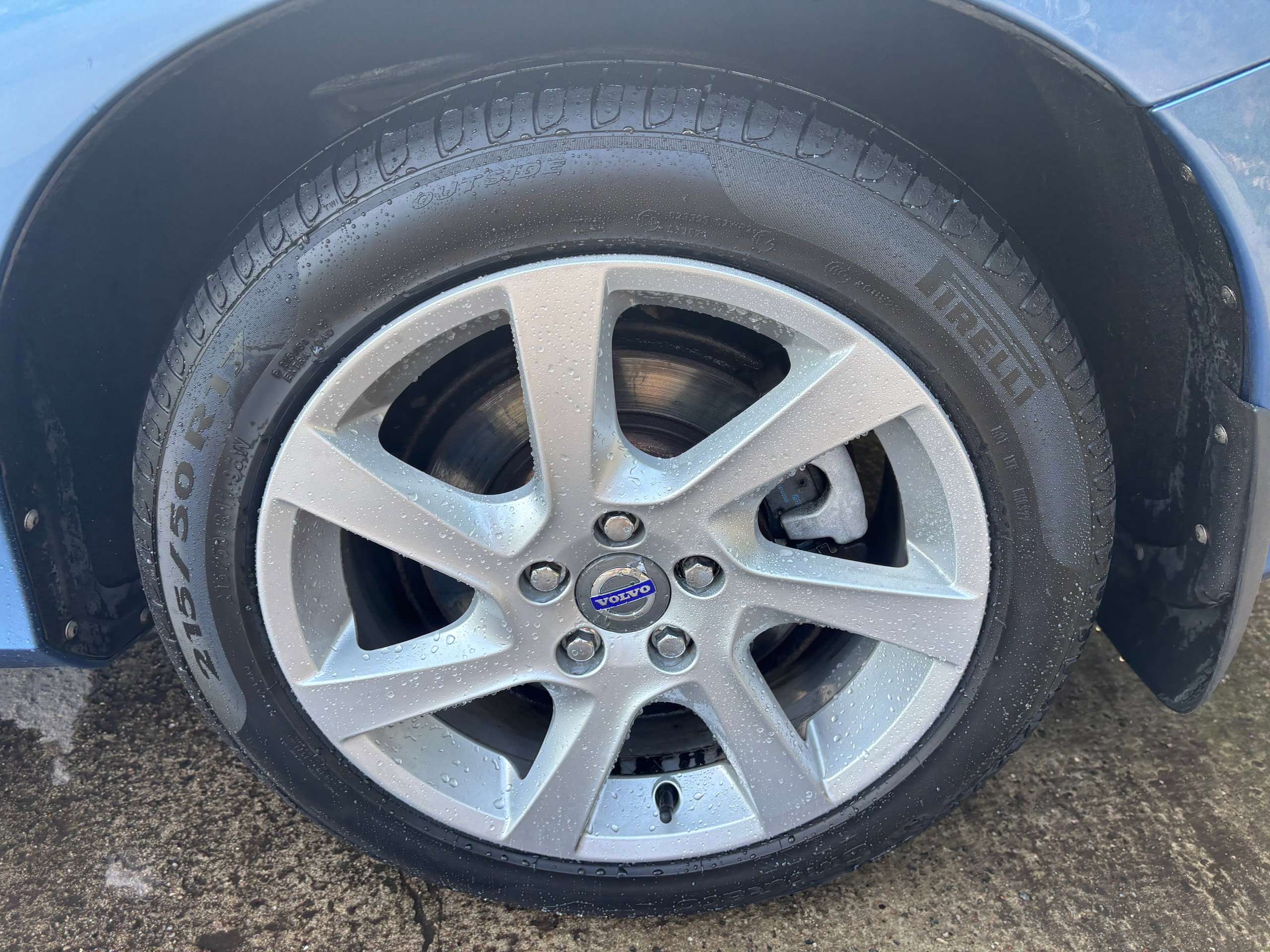 2014 VOLVO V60 2014 VOLVO V60