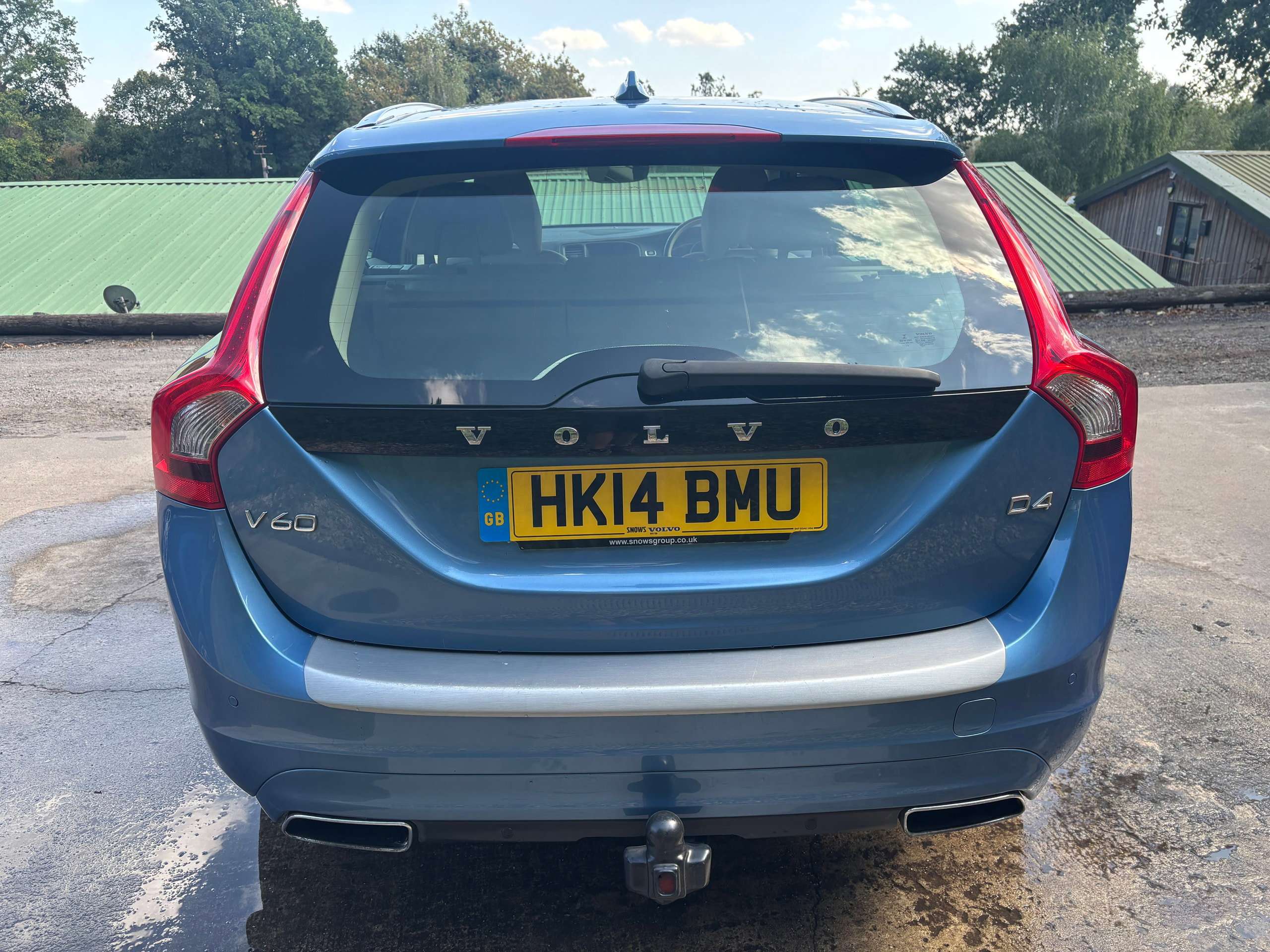 2014 VOLVO V60 2014 VOLVO V60