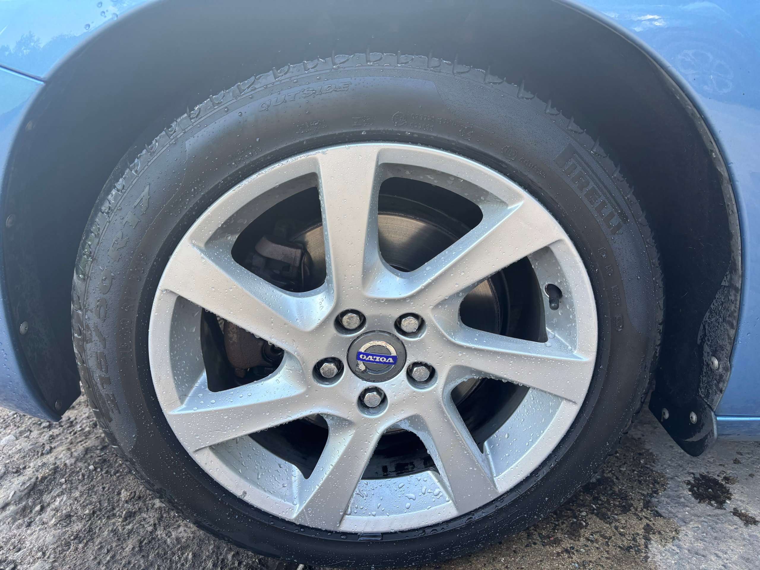 2014 VOLVO V60 2014 VOLVO V60