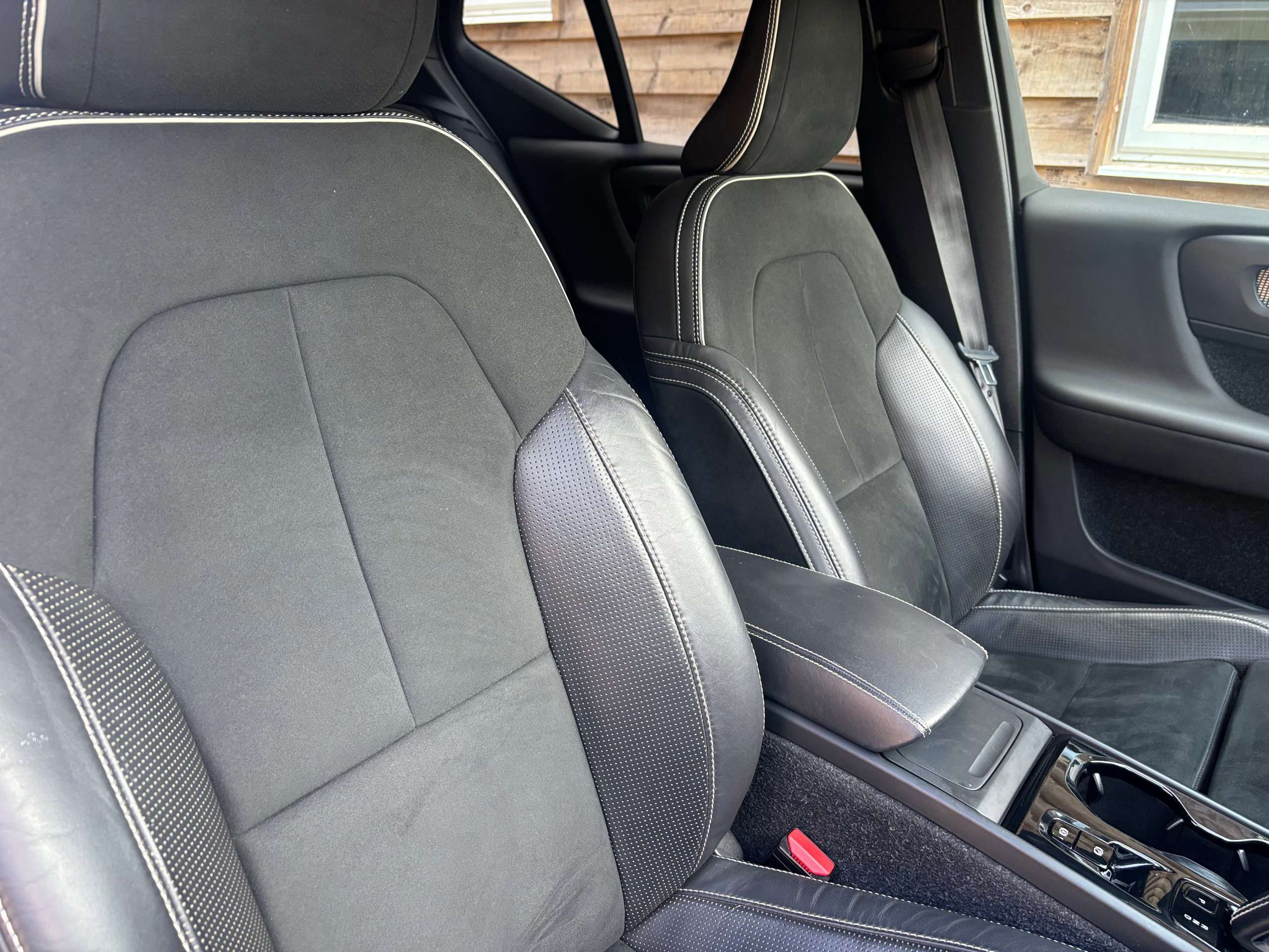 2018 VOLVO XC40 2018 VOLVO XC40