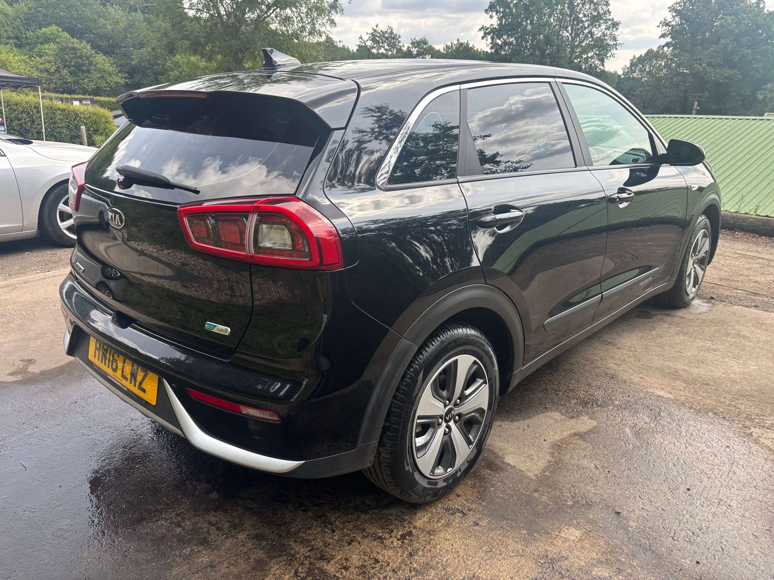 2016 KIA NIRO 2016 KIA NIRO