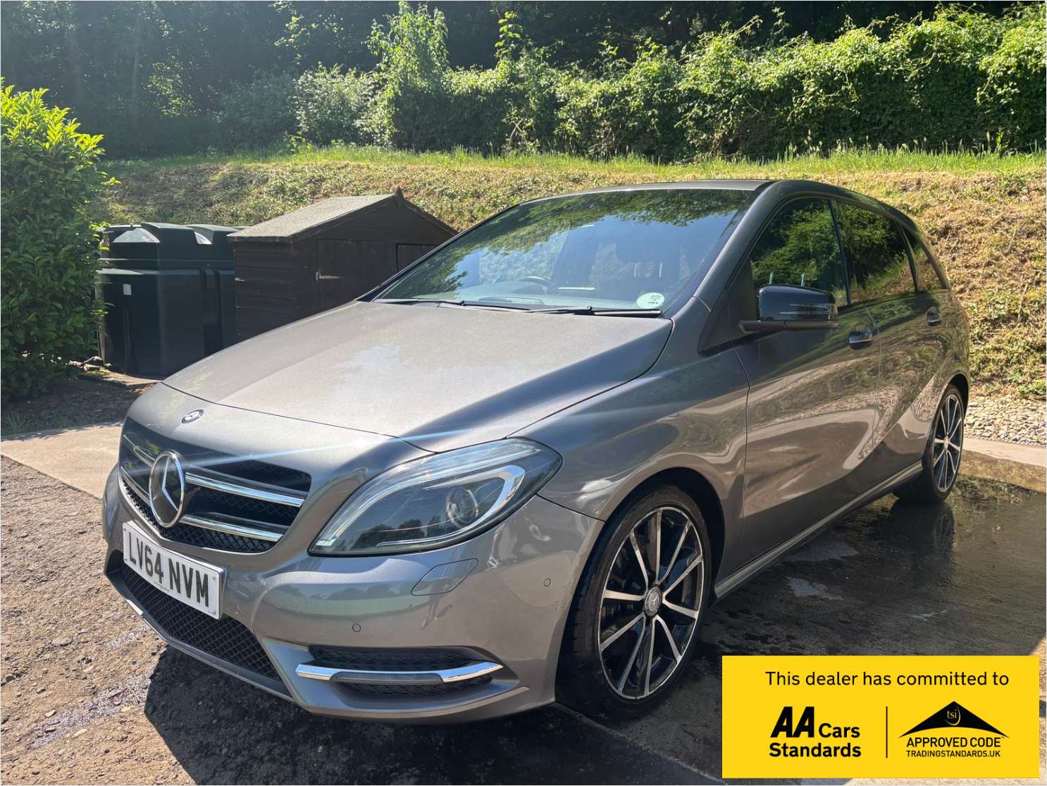 A 2014 MERCEDES-BENZ B CLASS 2.1 B220 CDI Sport MPV 5dr Diesel 7G-DCT Euro 6 (s/s) (170 ps) A 2014 MERCEDES-BENZ B CLASS 2.1 B220 CDI Sport MPV 5dr Diesel 7G-DCT Euro 6 (s/s) (170 ps)