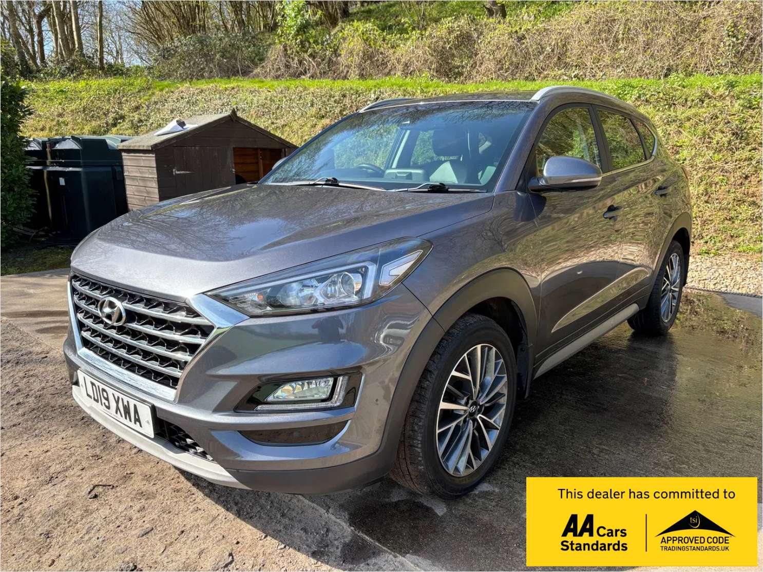 A 2019 HYUNDAI TUCSON 1.6 T-GDi Premium SUV 5dr Petrol DCT Euro 6 (s/s) (177 ps) A 2019 HYUNDAI TUCSON 1.6 T-GDi Premium SUV 5dr Petrol DCT Euro 6 (s/s) (177 ps)