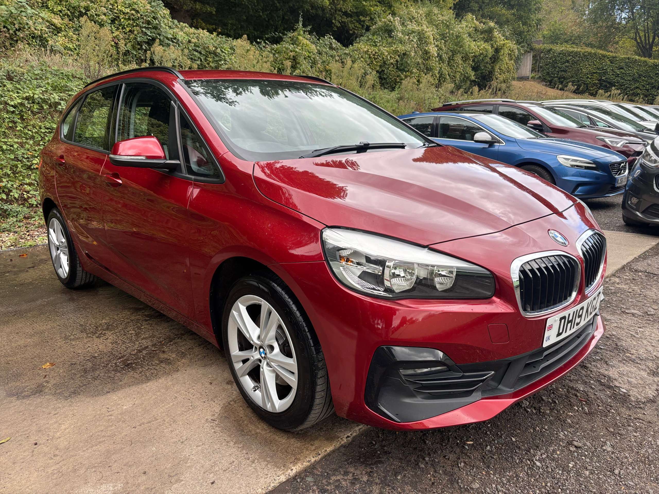A 2019 BMW 2 SERIES ACTIVE TOURER 2.0 220i GPF Sport MPV 5dr Petrol DCT Euro 6 (s/s) (192 ps) A 2019 BMW 2 SERIES ACTIVE TOURER 2.0 220i GPF Sport MPV 5dr Petrol DCT Euro 6 (s/s) (192 ps)