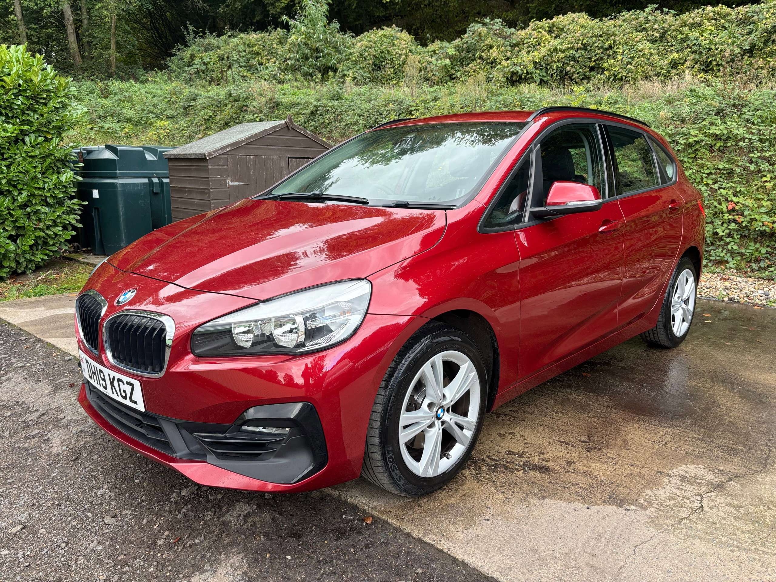 A 2019 BMW 2 SERIES ACTIVE TOURER 2.0 220i GPF Sport MPV 5dr Petrol DCT Euro 6 (s/s) (192 ps) A 2019 BMW 2 SERIES ACTIVE TOURER 2.0 220i GPF Sport MPV 5dr Petrol DCT Euro 6 (s/s) (192 ps)