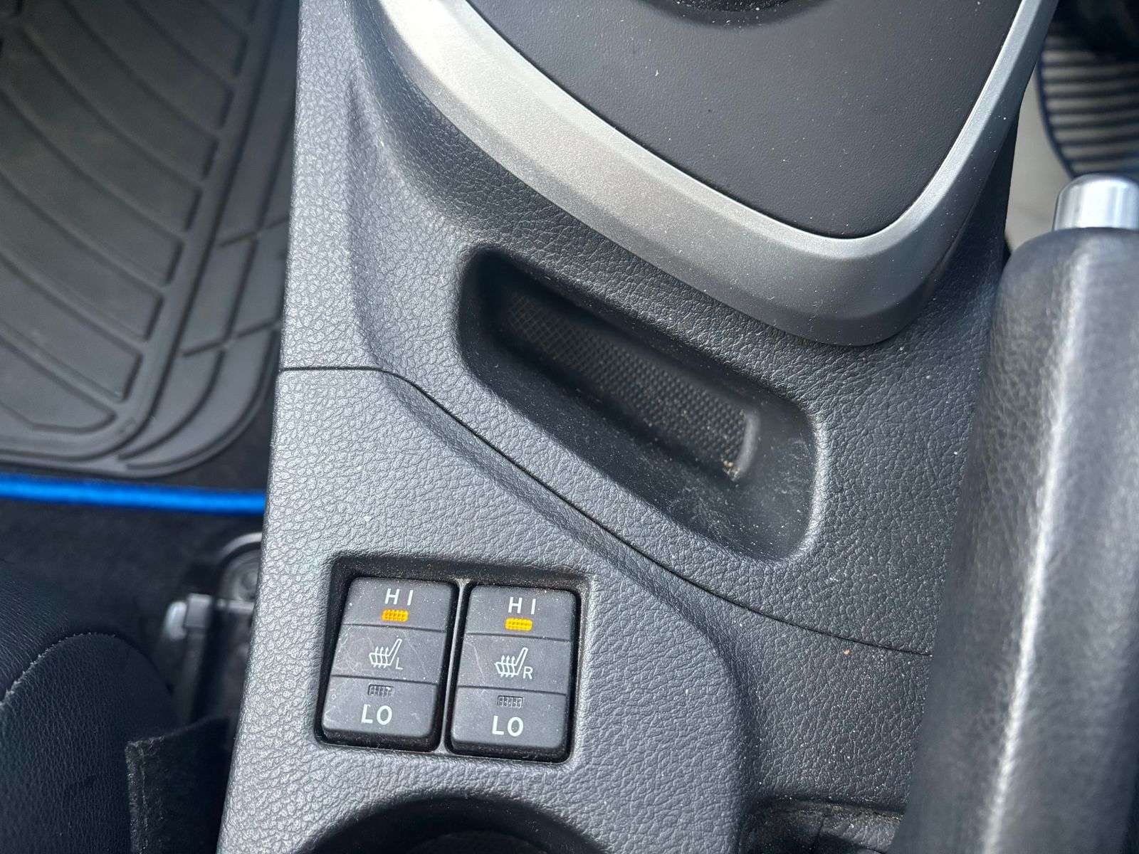 2014 TOYOTA AURIS 2014 TOYOTA AURIS