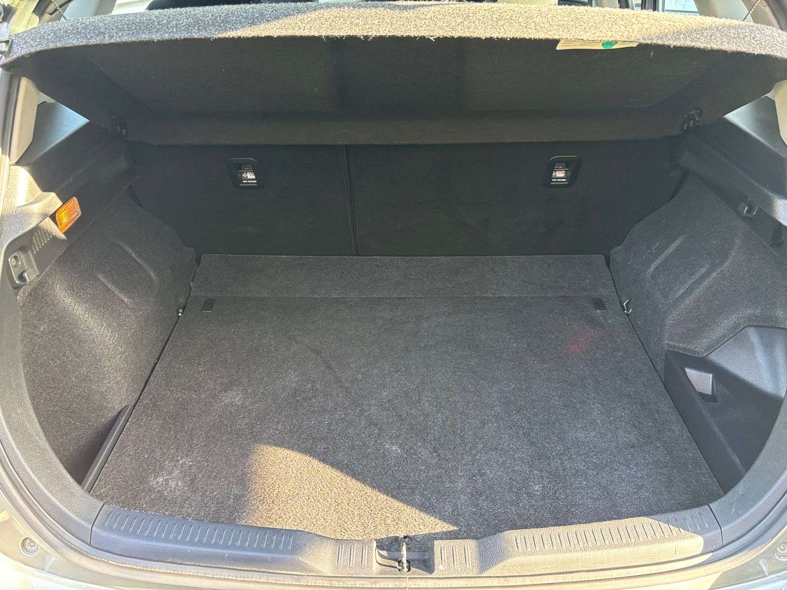 2015 TOYOTA AURIS 2015 TOYOTA AURIS