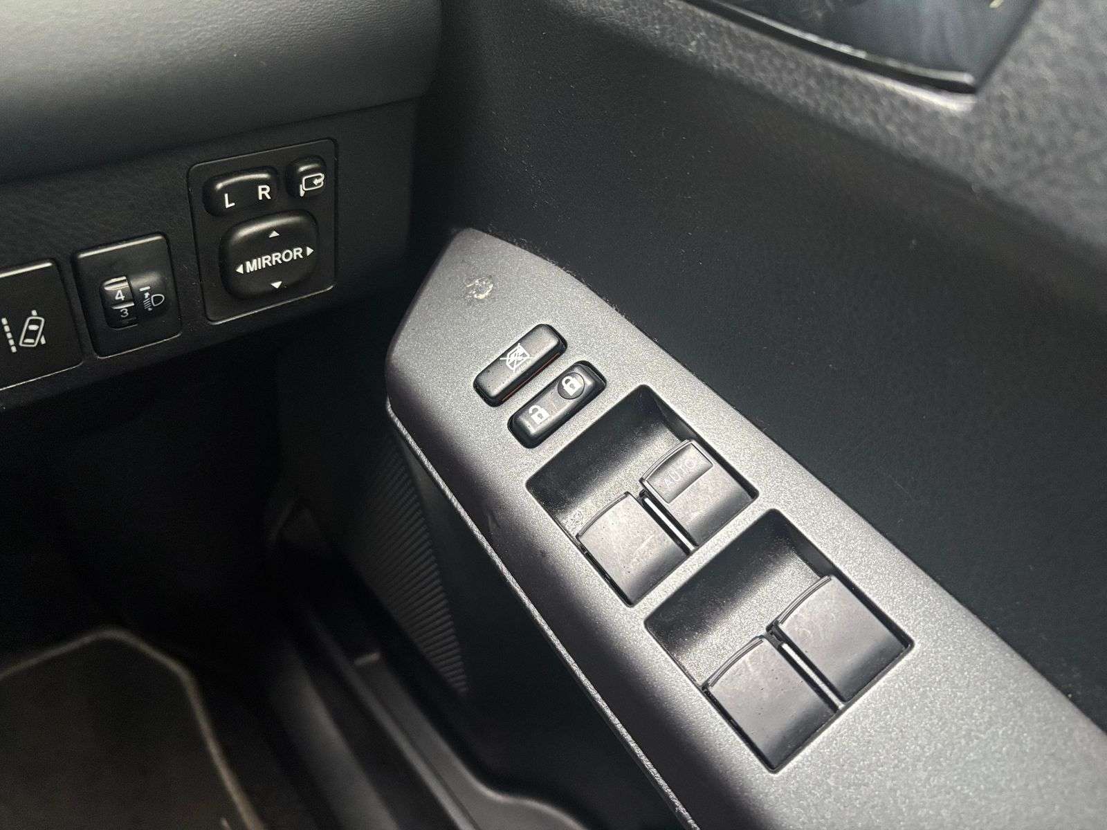 2018 TOYOTA RAV4 2018 TOYOTA RAV4