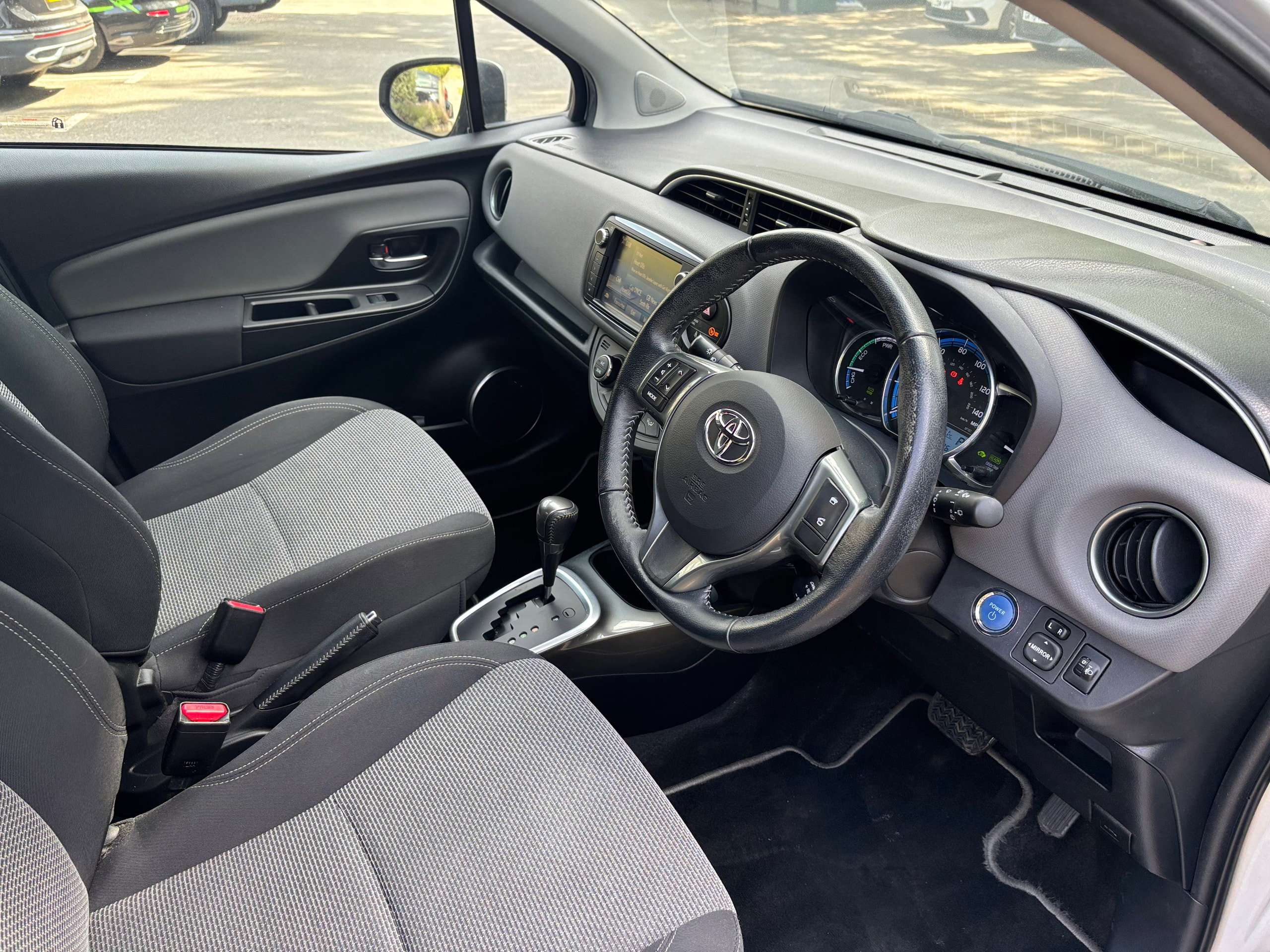 2017 TOYOTA YARIS 2017 TOYOTA YARIS