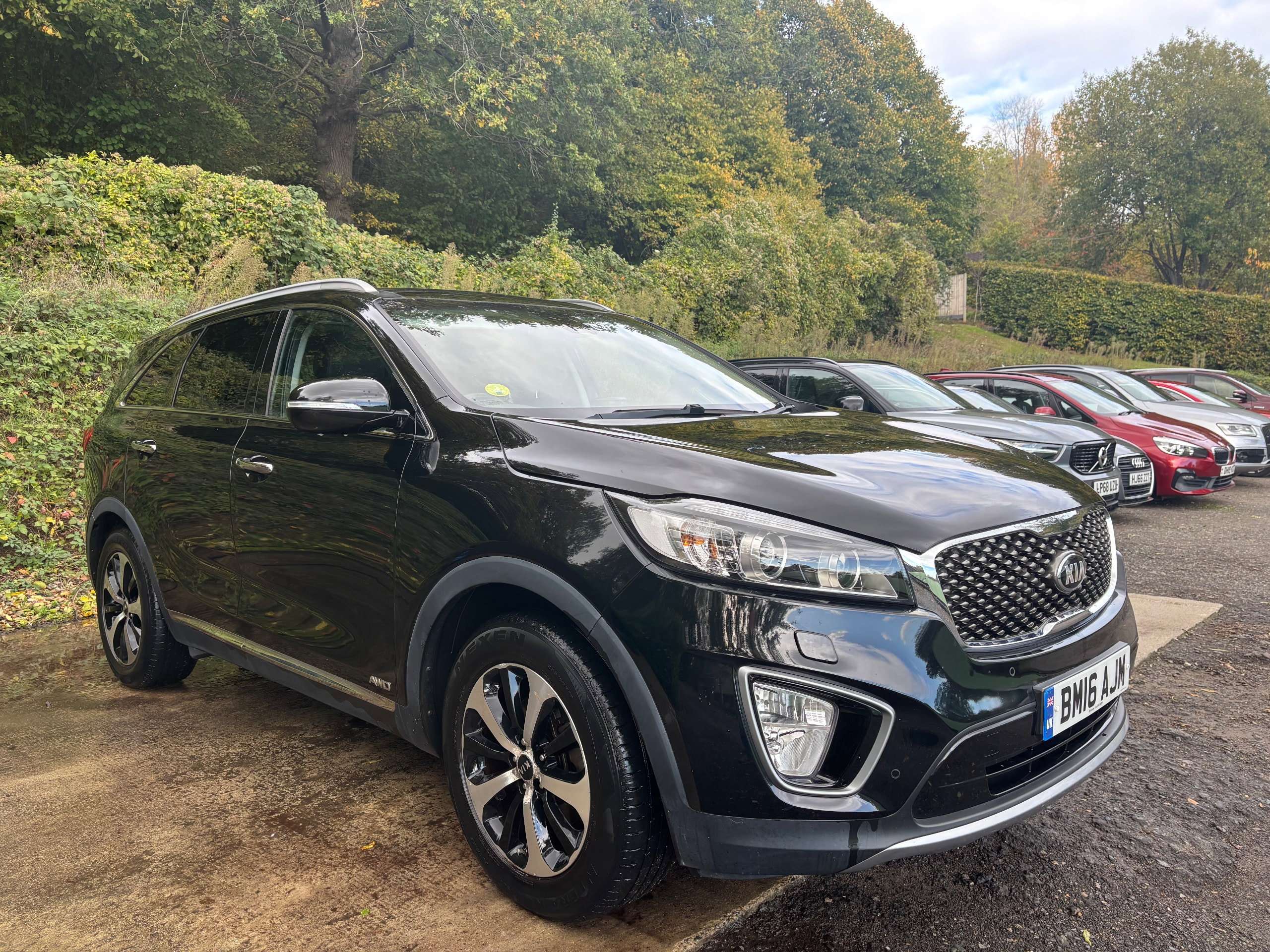 A 2016 KIA SORENTO 2.2 CRDi KX-3 SUV 5dr Diesel Manual AWD Euro 6 (s/s) (197 bhp) A 2016 KIA SORENTO 2.2 CRDi KX-3 SUV 5dr Diesel Manual AWD Euro 6 (s/s) (197 bhp)