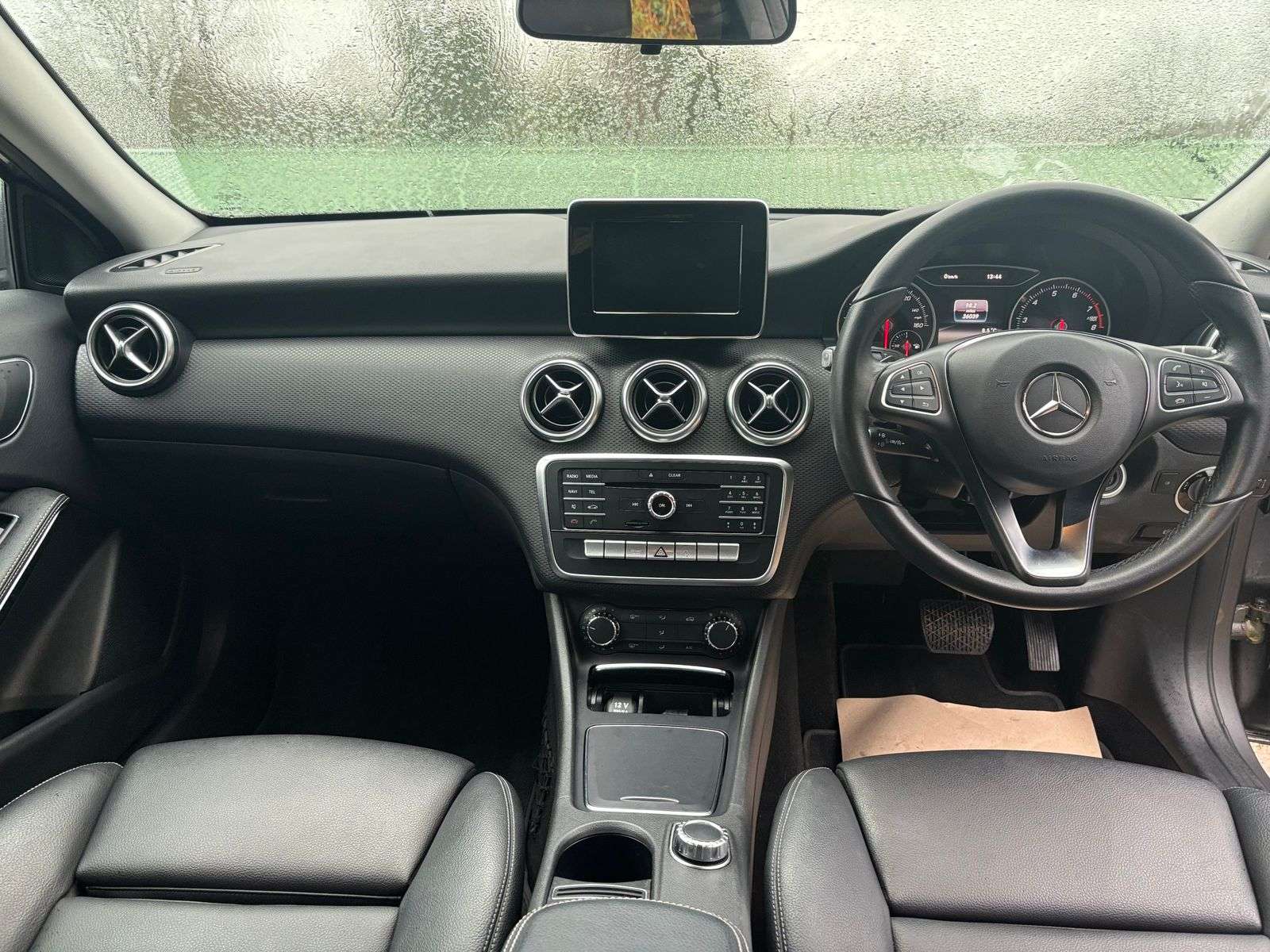 2016 MERCEDES-BENZ A CLASS 2016 MERCEDES-BENZ A CLASS