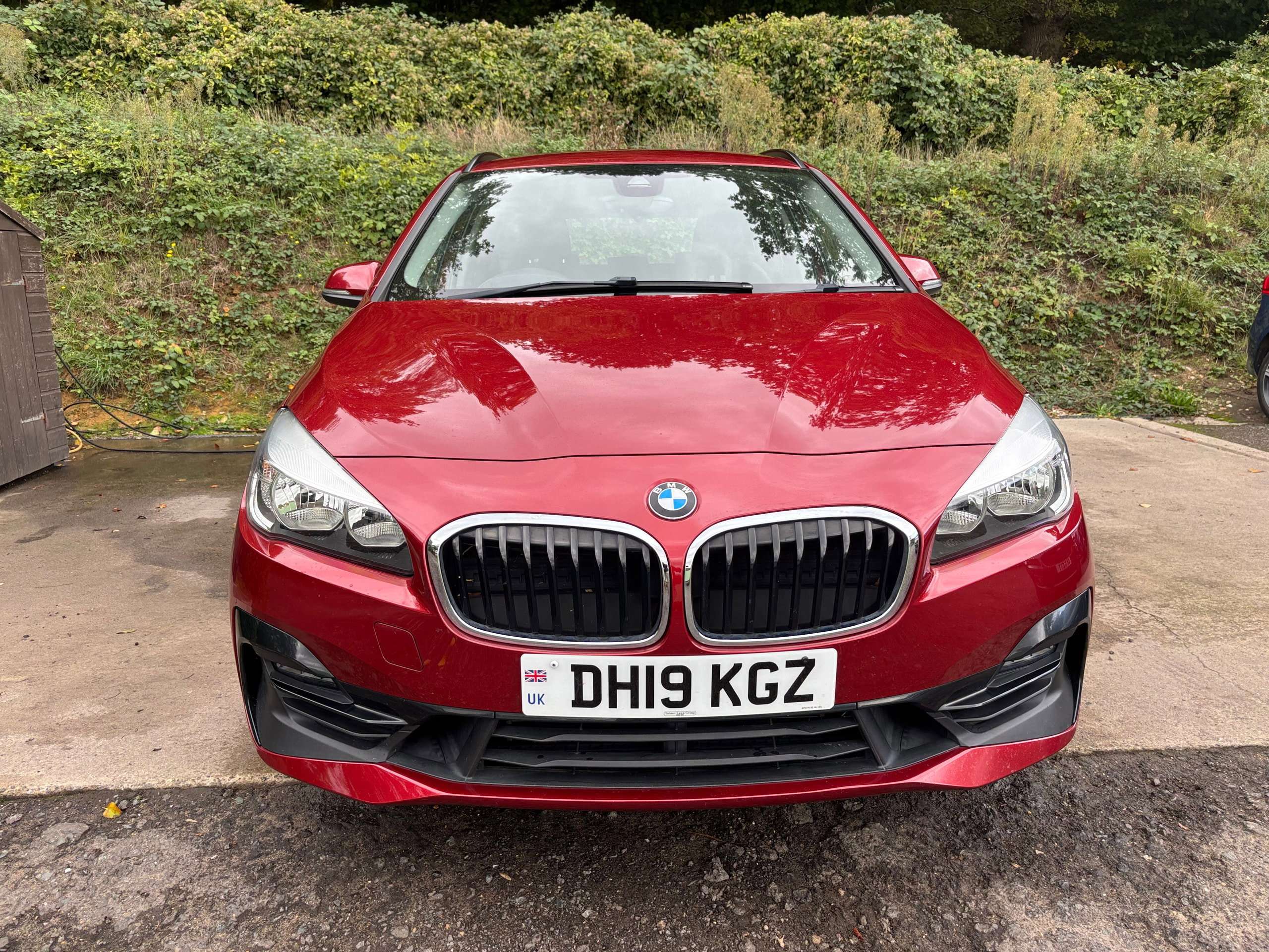 A 2019 BMW 2 SERIES ACTIVE TOURER 2.0 220i GPF Sport MPV 5dr Petrol DCT Euro 6 (s/s) (192 ps) A 2019 BMW 2 SERIES ACTIVE TOURER 2.0 220i GPF Sport MPV 5dr Petrol DCT Euro 6 (s/s) (192 ps)