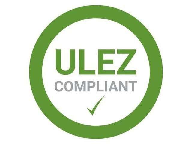 A 2013 MINI COUNTRYMAN 1.6 Cooper SUV 5dr Petrol Manual Euro 6 (s/s) (122 ps) A 2013 MINI COUNTRYMAN 1.6 Cooper SUV 5dr Petrol Manual Euro 6 (s/s) (122 ps)