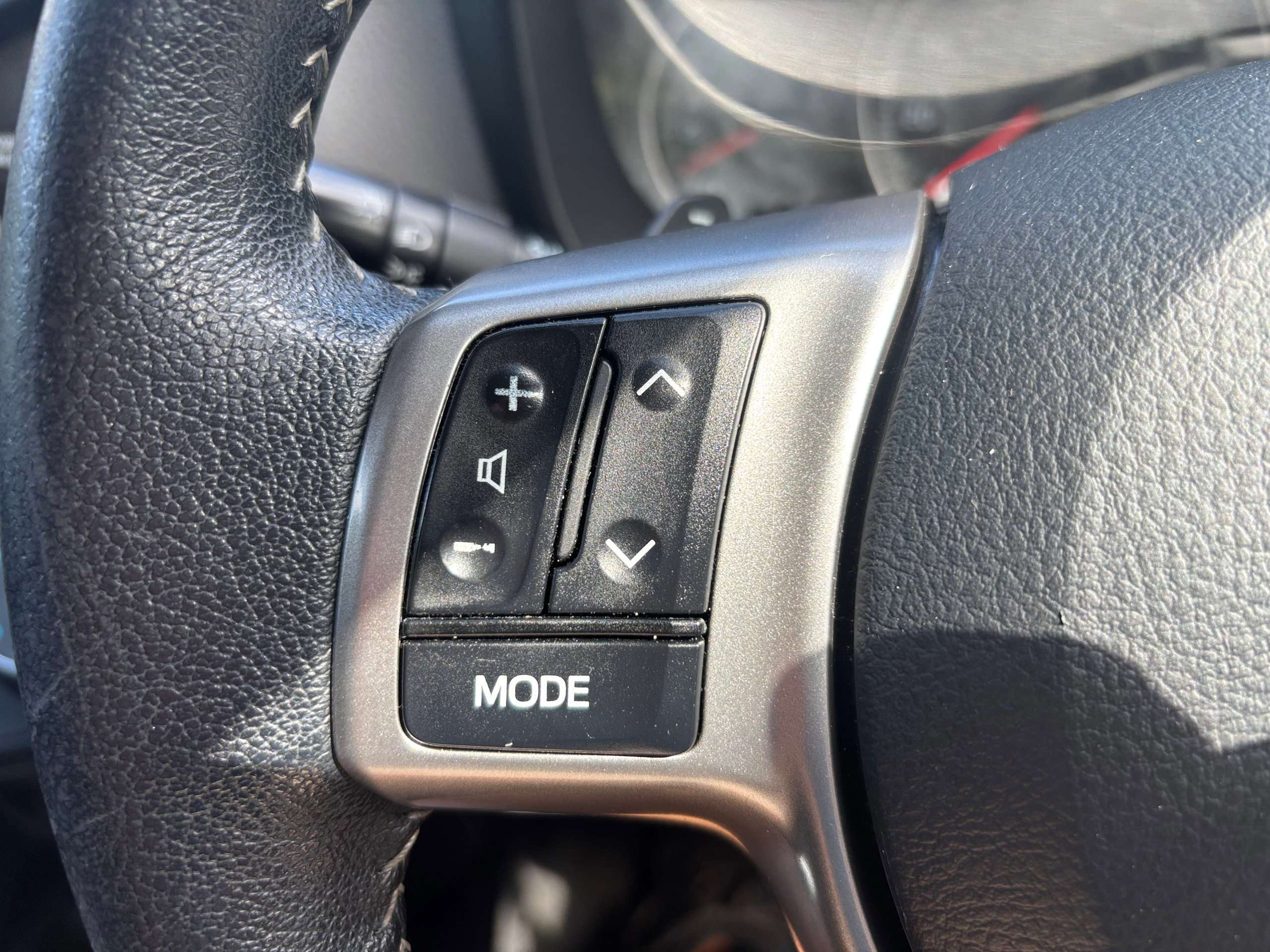 2016 TOYOTA YARIS 2016 TOYOTA YARIS