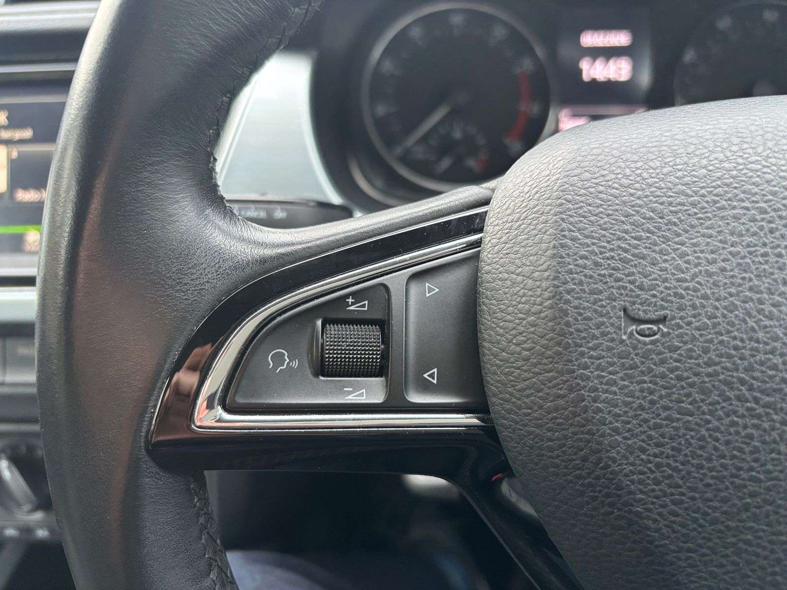 2015 SKODA FABIA 2015 SKODA FABIA