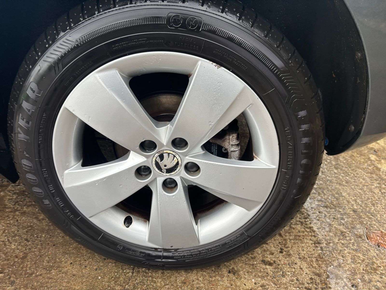 2015 SKODA FABIA 2015 SKODA FABIA