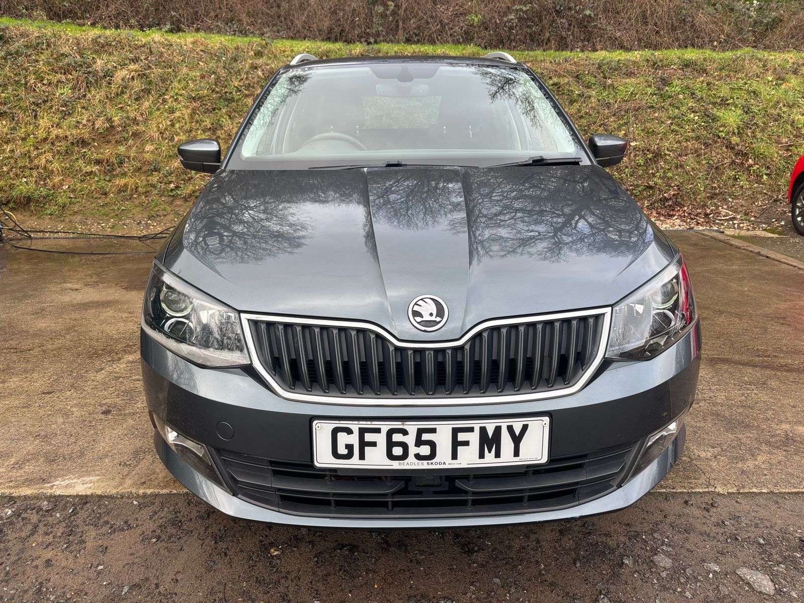 A 2015 SKODA FABIA 1.2 TSI SE L Estate 5dr Petrol DSG Euro 6 (s/s) (110 ps) A 2015 SKODA FABIA 1.2 TSI SE L Estate 5dr Petrol DSG Euro 6 (s/s) (110 ps)