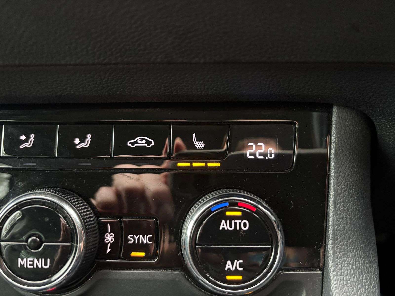 2018 SKODA KAROQ 2018 SKODA KAROQ