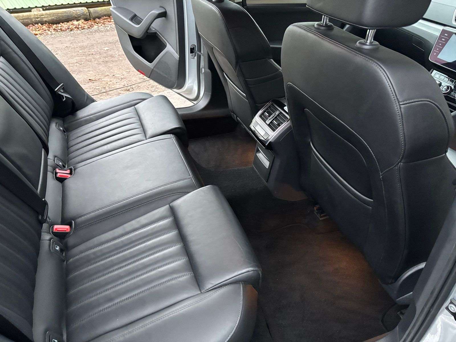 2019 SKODA SUPERB 2019 SKODA SUPERB