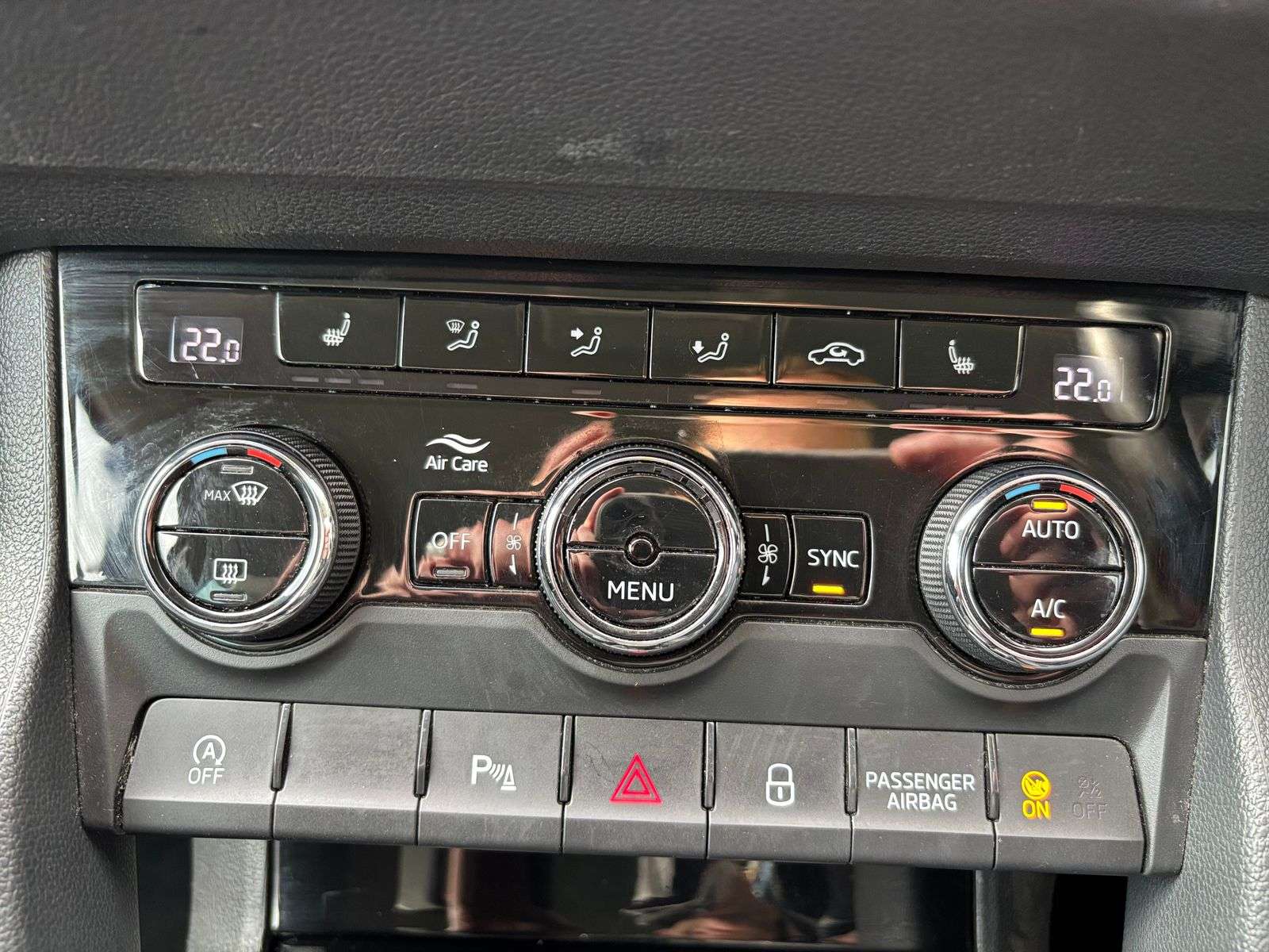 2018 SKODA KAROQ 2018 SKODA KAROQ