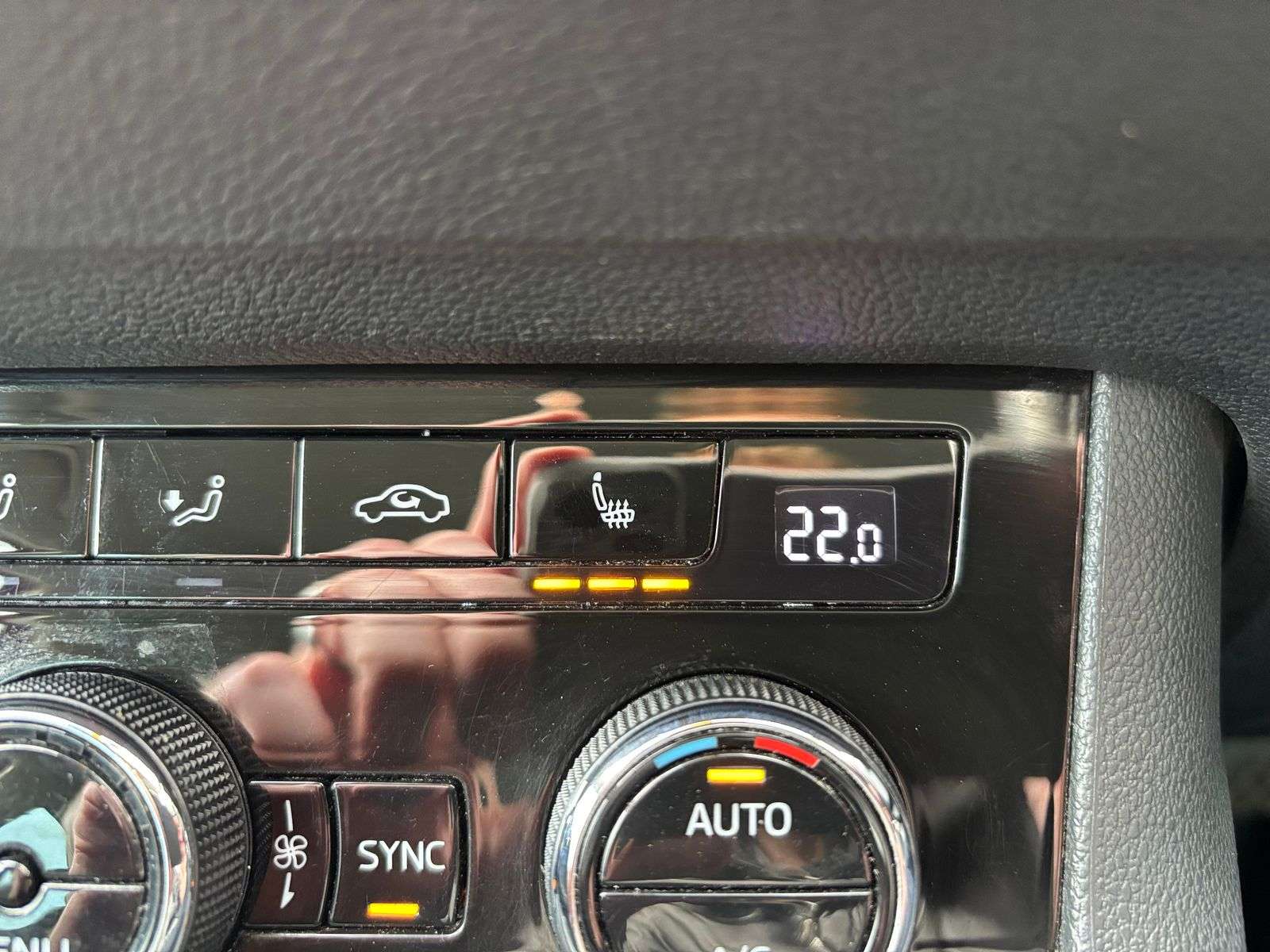 2018 SKODA KAROQ 2018 SKODA KAROQ