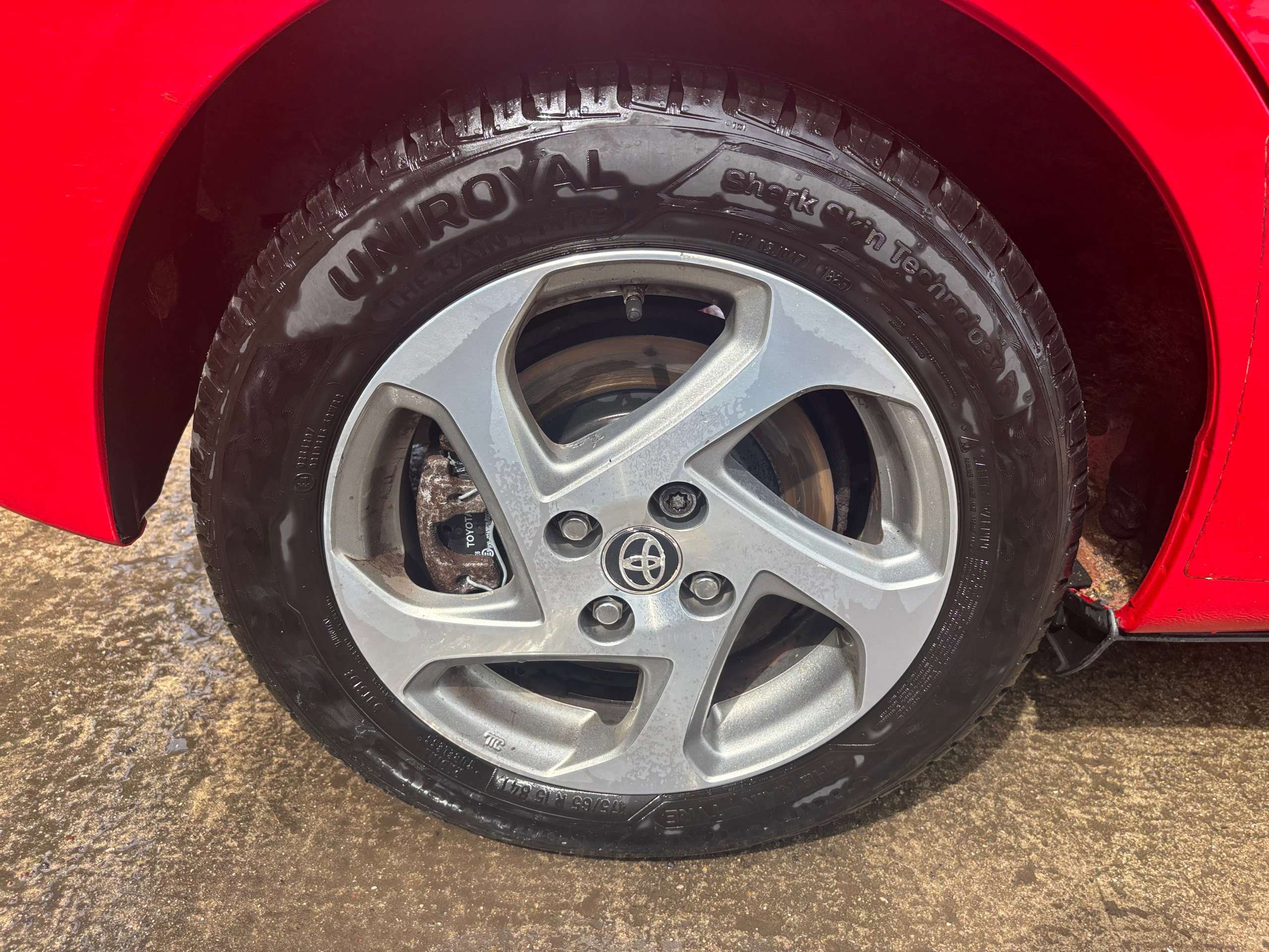 2016 TOYOTA YARIS 2016 TOYOTA YARIS