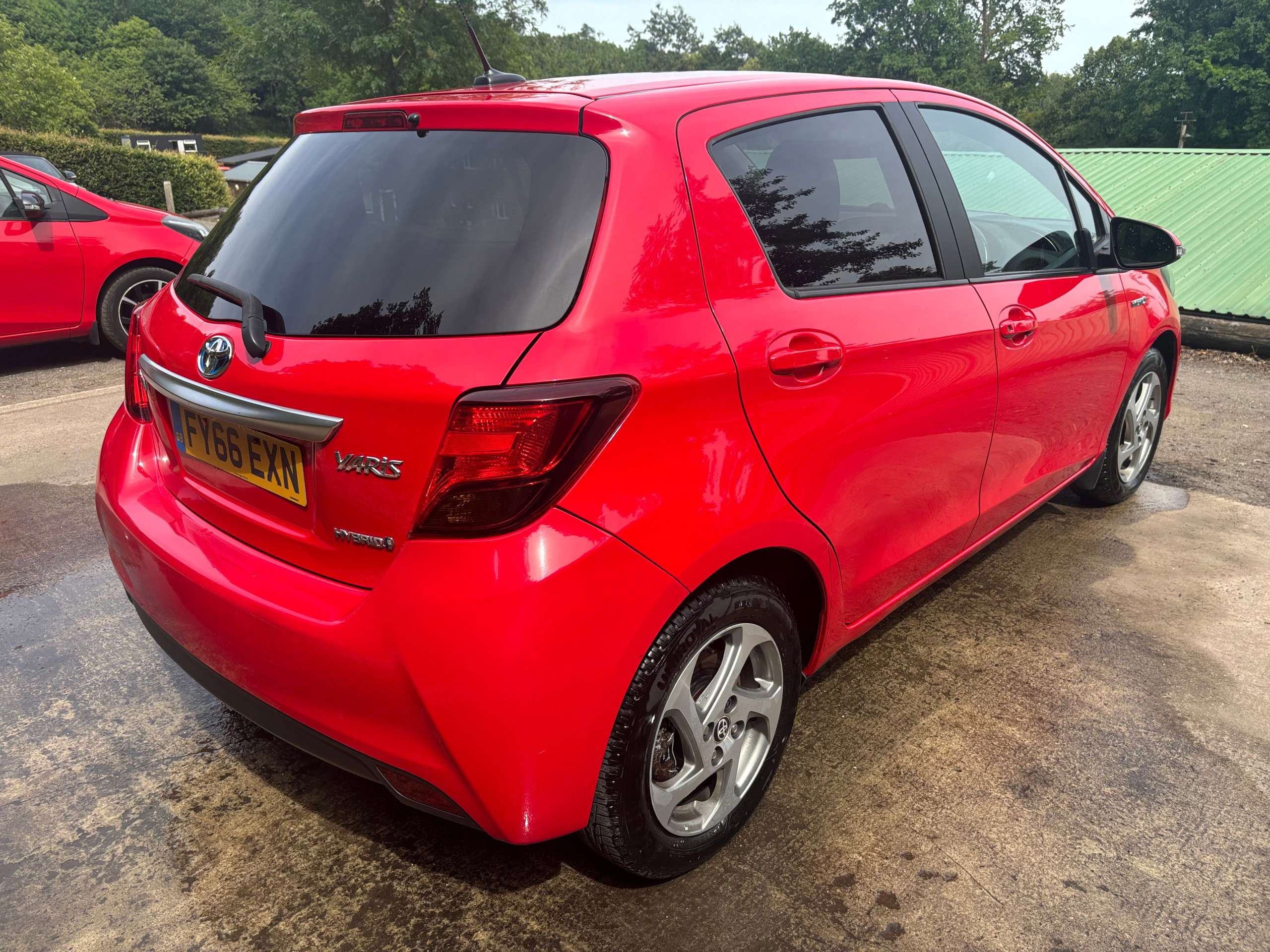 2016 TOYOTA YARIS 2016 TOYOTA YARIS