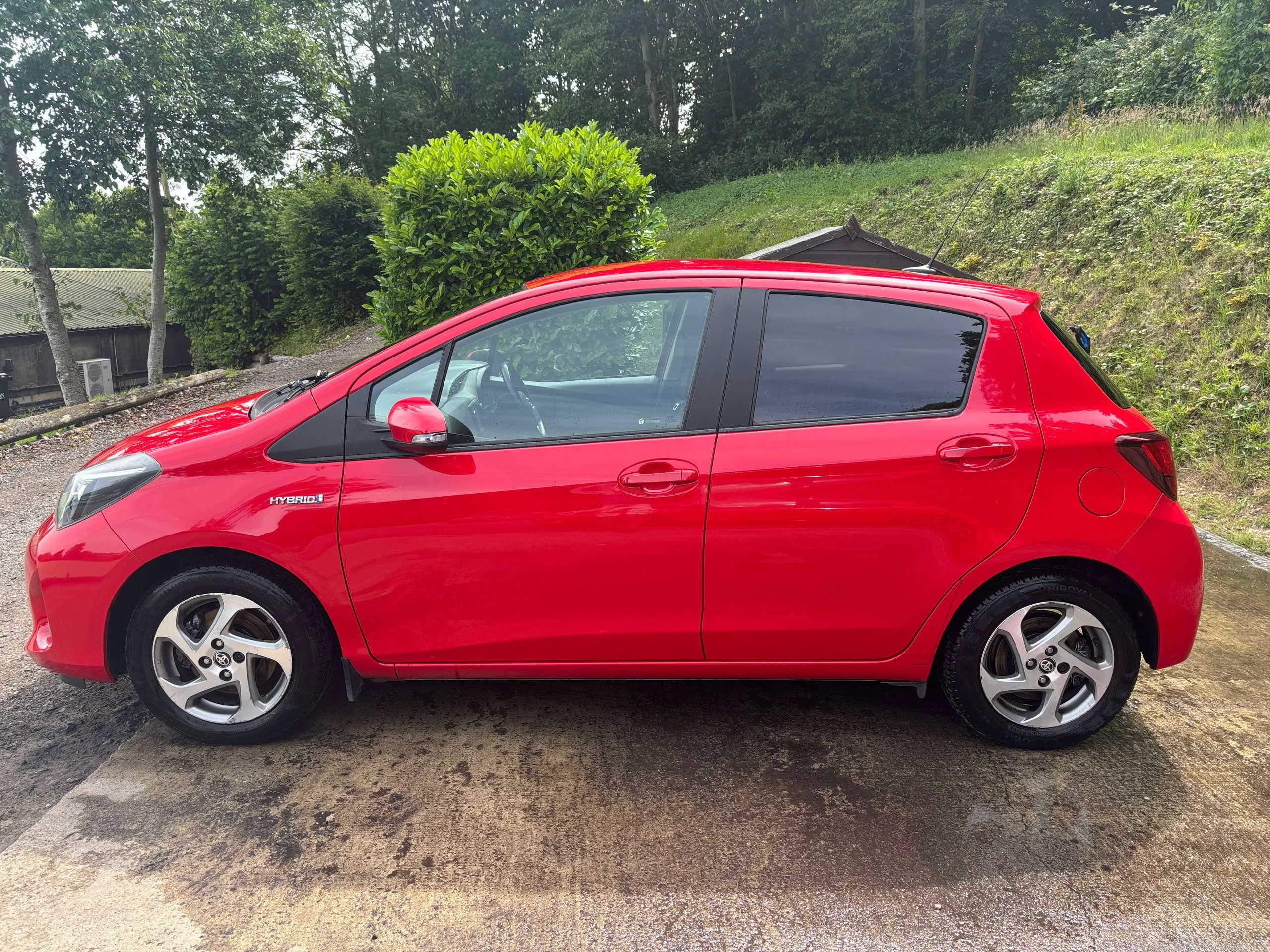 2016 TOYOTA YARIS 2016 TOYOTA YARIS