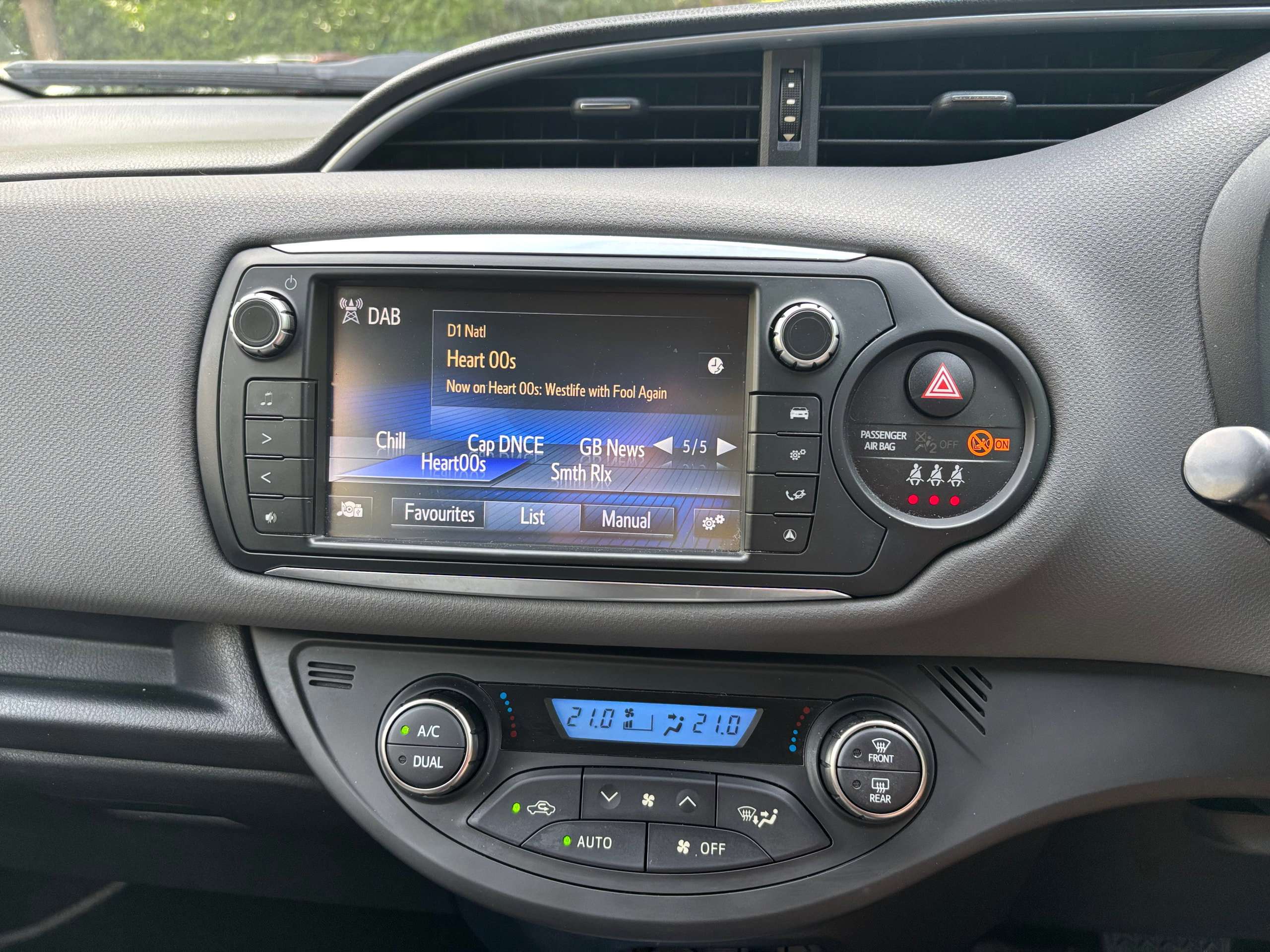 2017 TOYOTA YARIS 2017 TOYOTA YARIS