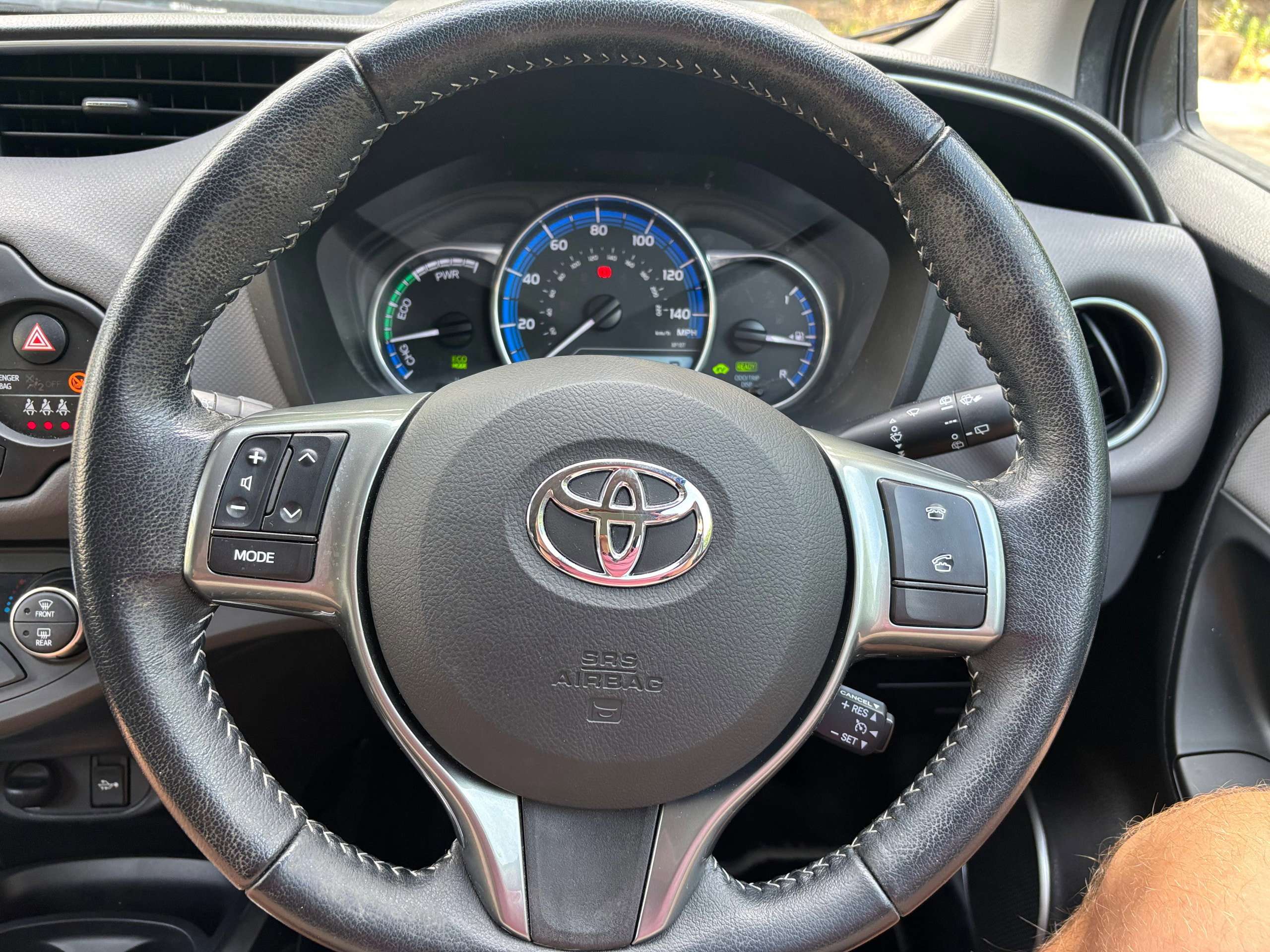 2017 TOYOTA YARIS 2017 TOYOTA YARIS