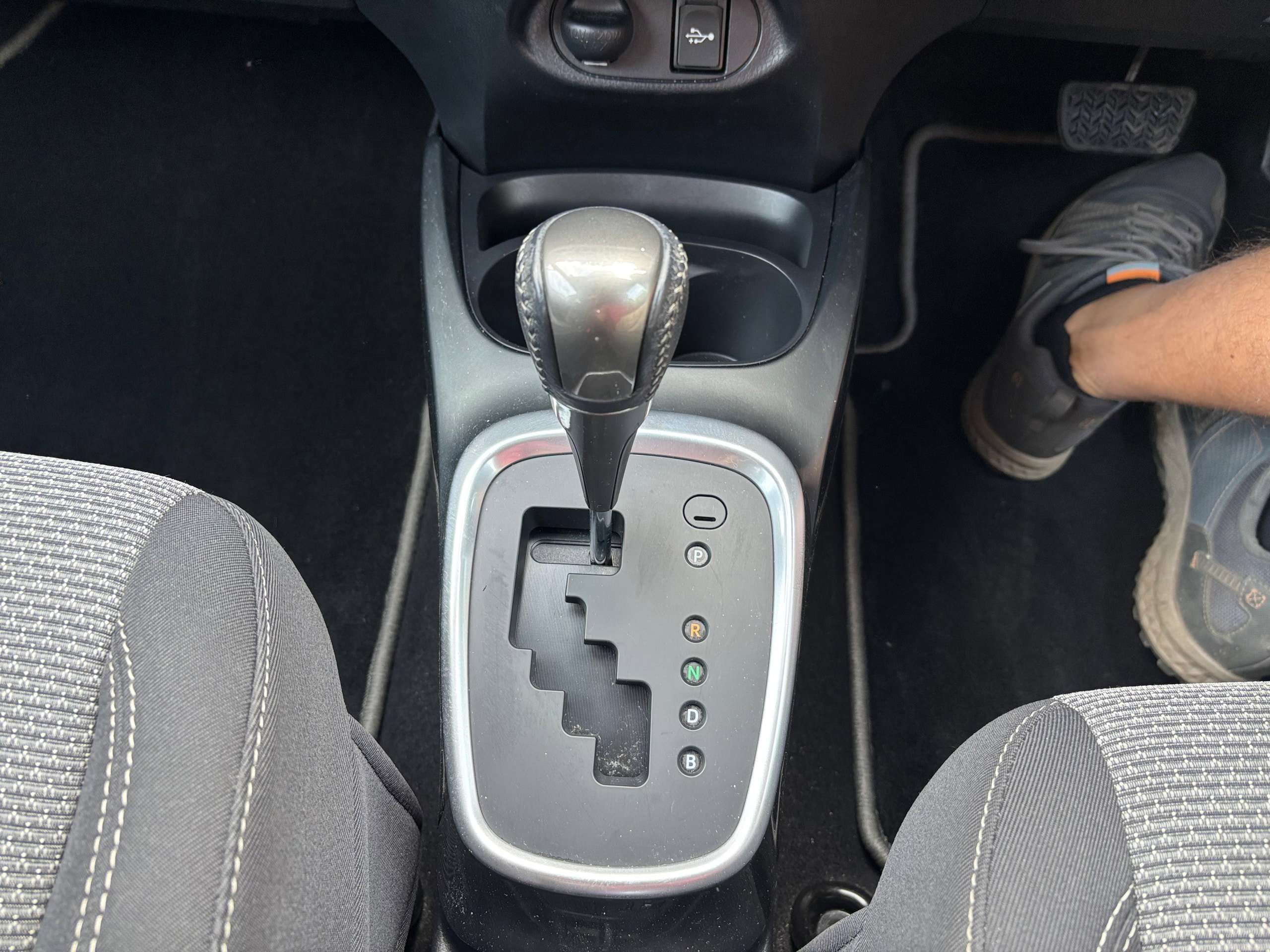 2017 TOYOTA YARIS 2017 TOYOTA YARIS