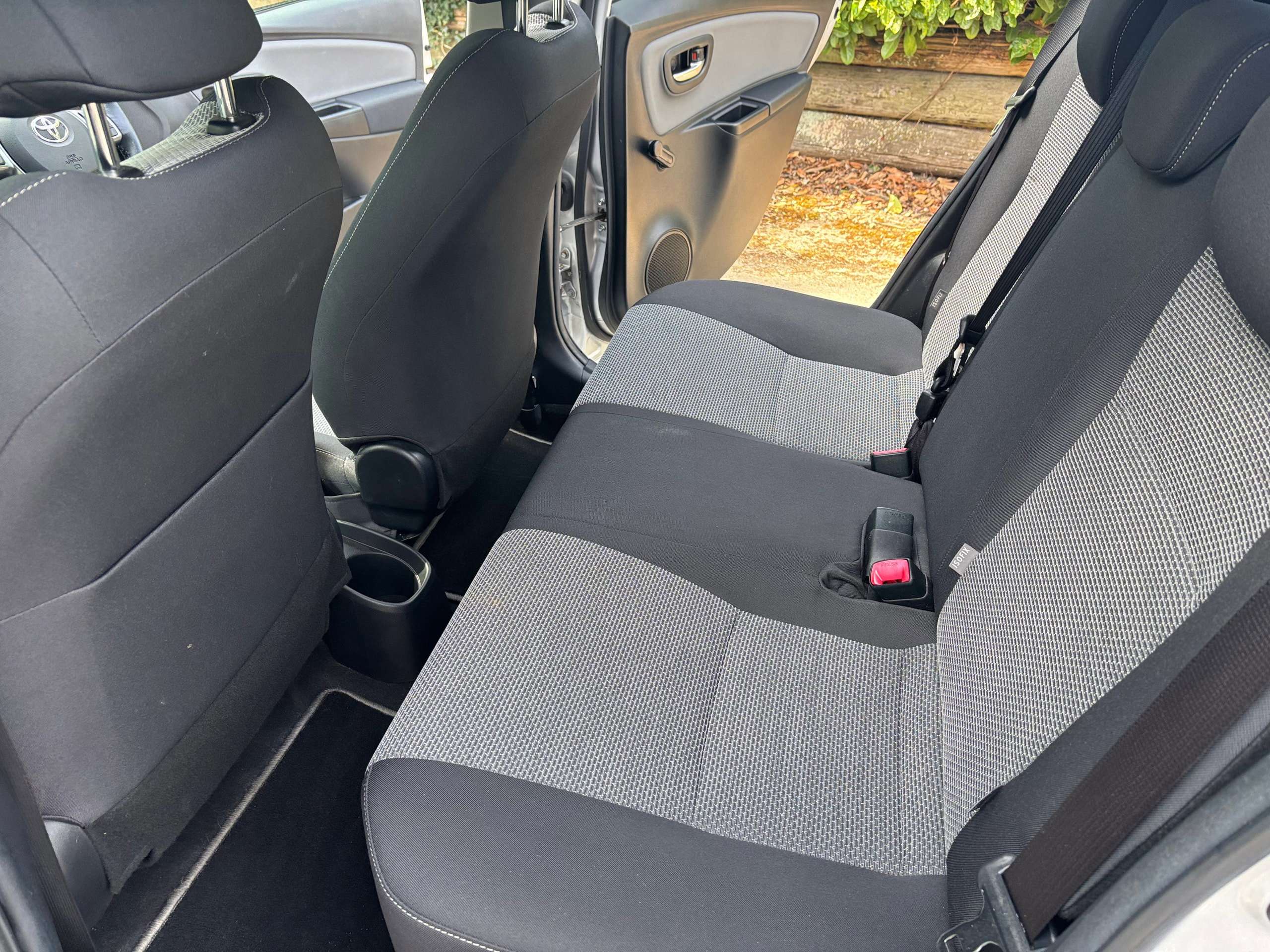 2017 TOYOTA YARIS 2017 TOYOTA YARIS