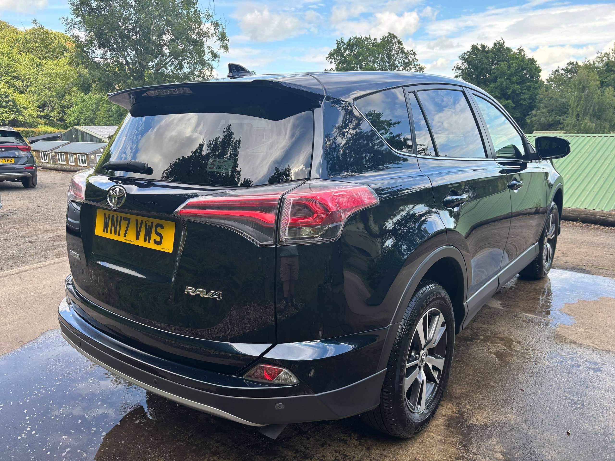2017 TOYOTA RAV4 2017 TOYOTA RAV4