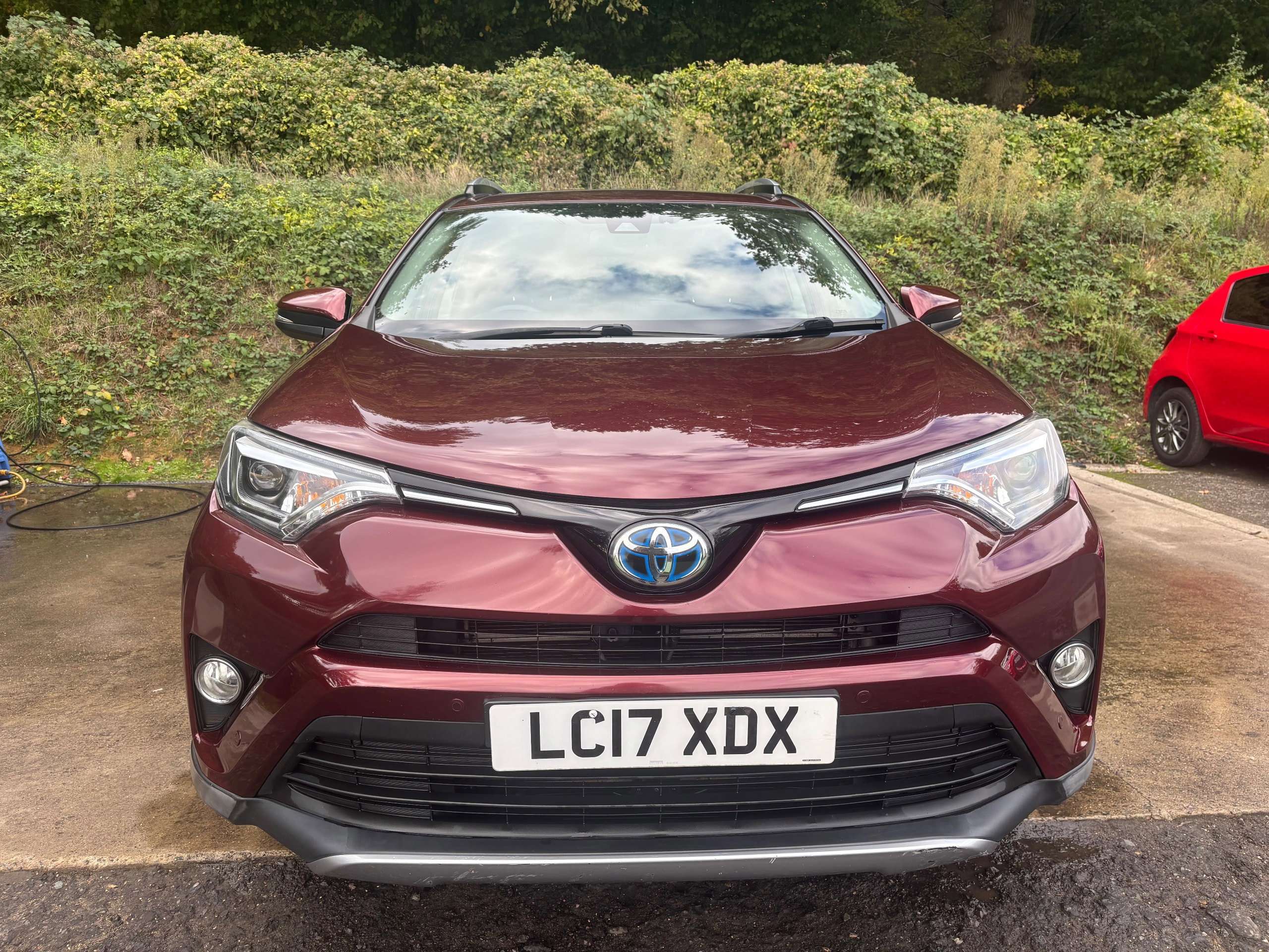 A 2017 TOYOTA RAV4 2.5 VVT-h Excel SUV 5dr Petrol Hybrid CVT 4WD Euro 6 (s/s) (Safety Sense, Nav) (197 ps) A 2017 TOYOTA RAV4 2.5 VVT-h Excel SUV 5dr Petrol Hybrid CVT 4WD Euro 6 (s/s) (Safety Sense, Nav) (197 ps)