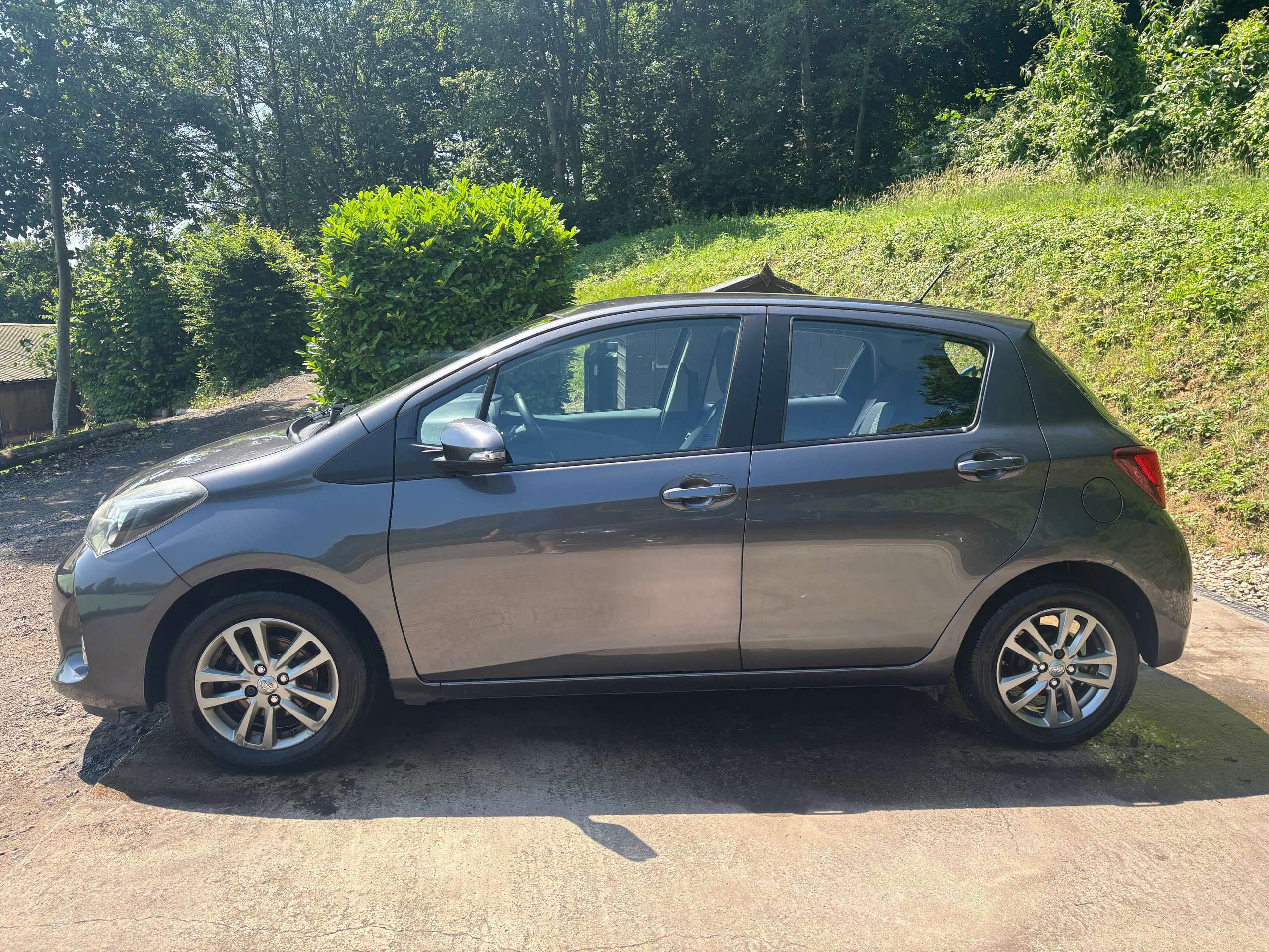 2015 TOYOTA YARIS 2015 TOYOTA YARIS