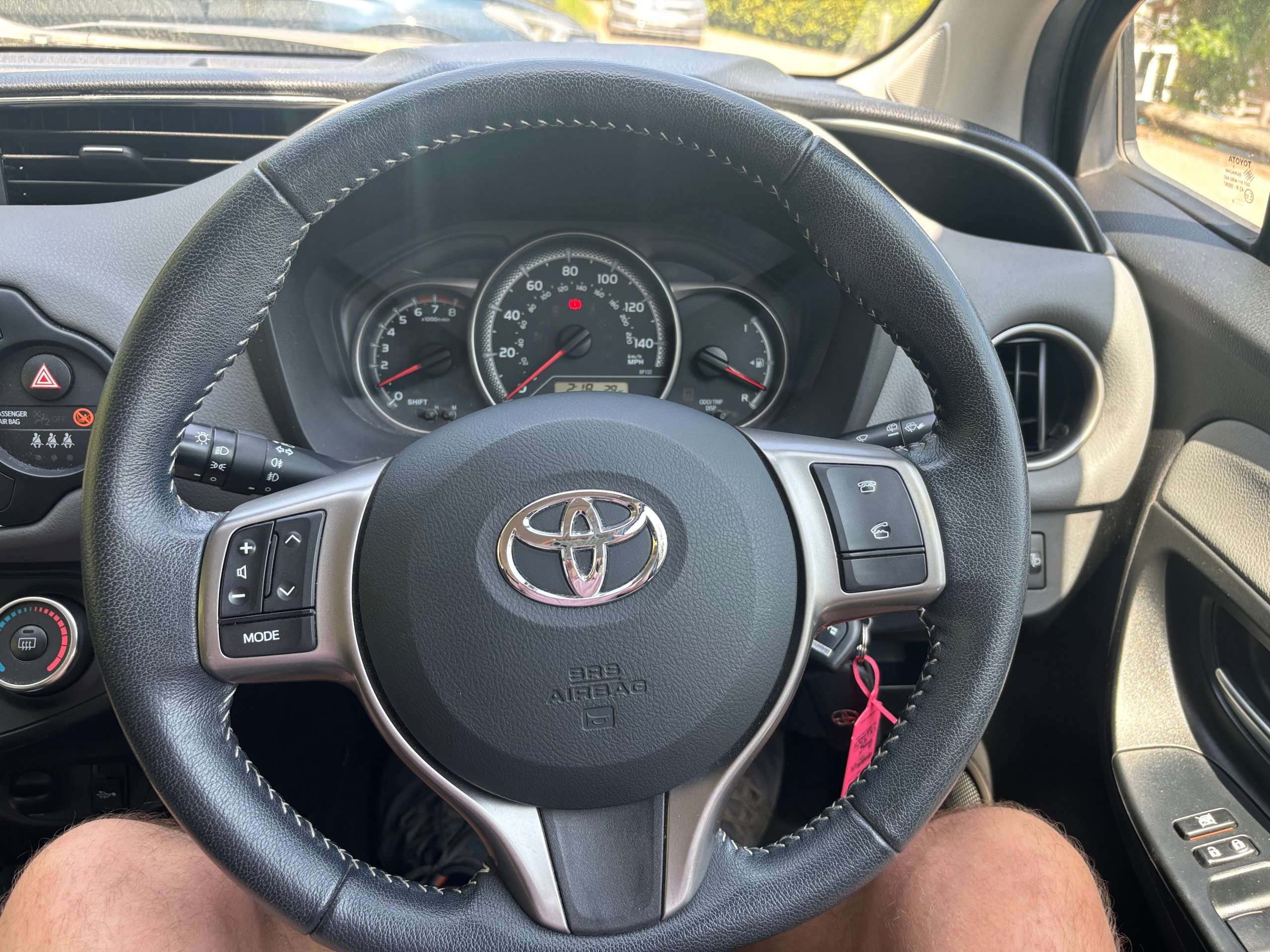 2015 TOYOTA YARIS 2015 TOYOTA YARIS