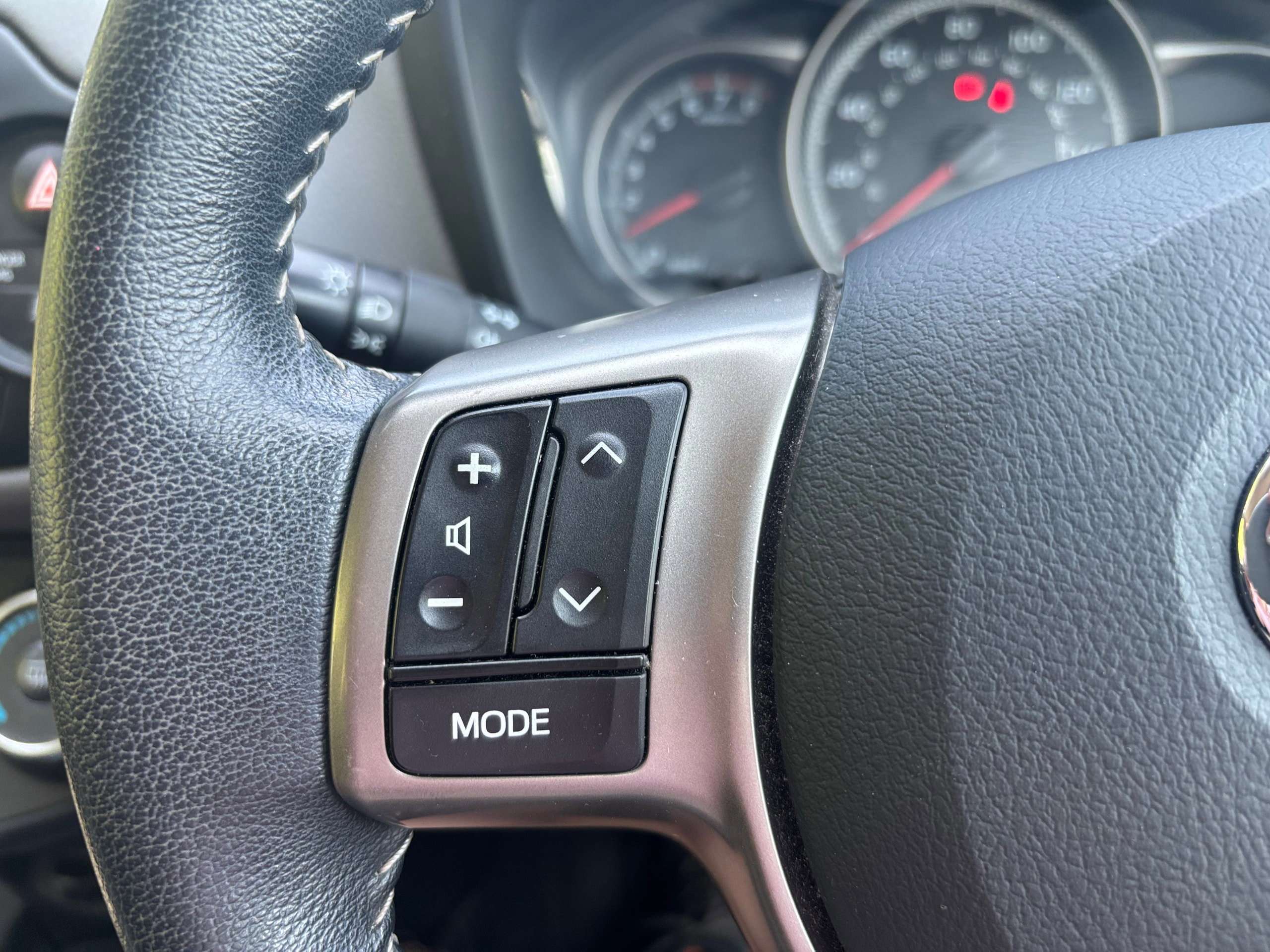 2015 TOYOTA YARIS 2015 TOYOTA YARIS