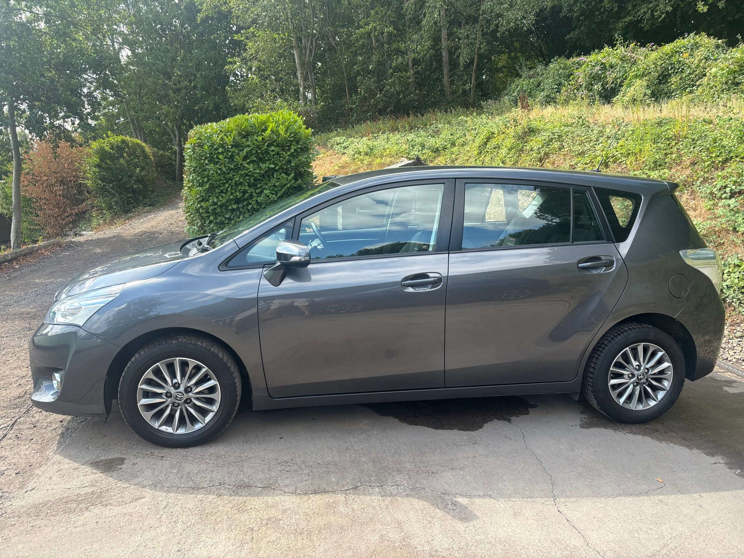 2017 TOYOTA VERSO 2017 TOYOTA VERSO