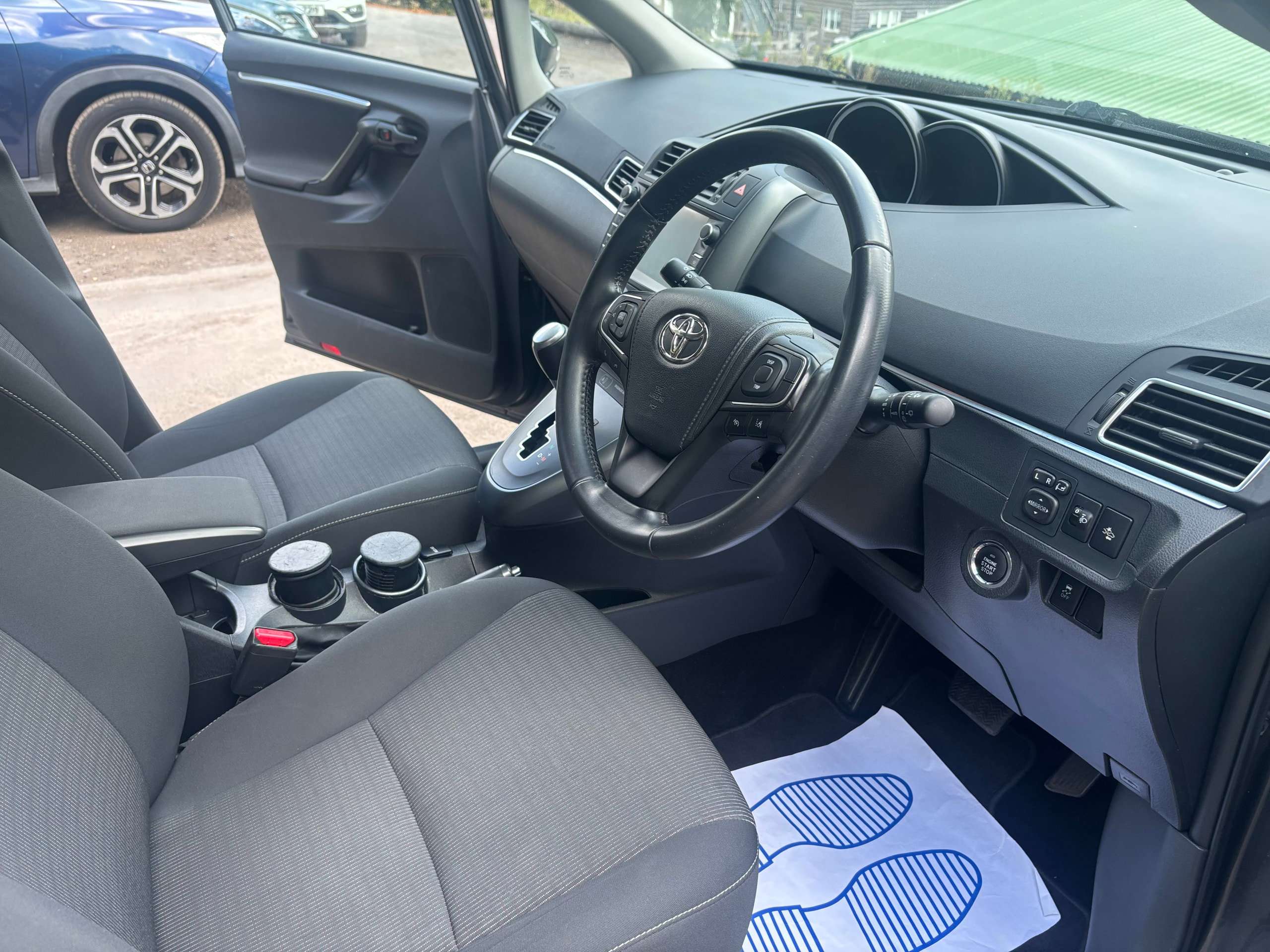 2017 TOYOTA VERSO 2017 TOYOTA VERSO